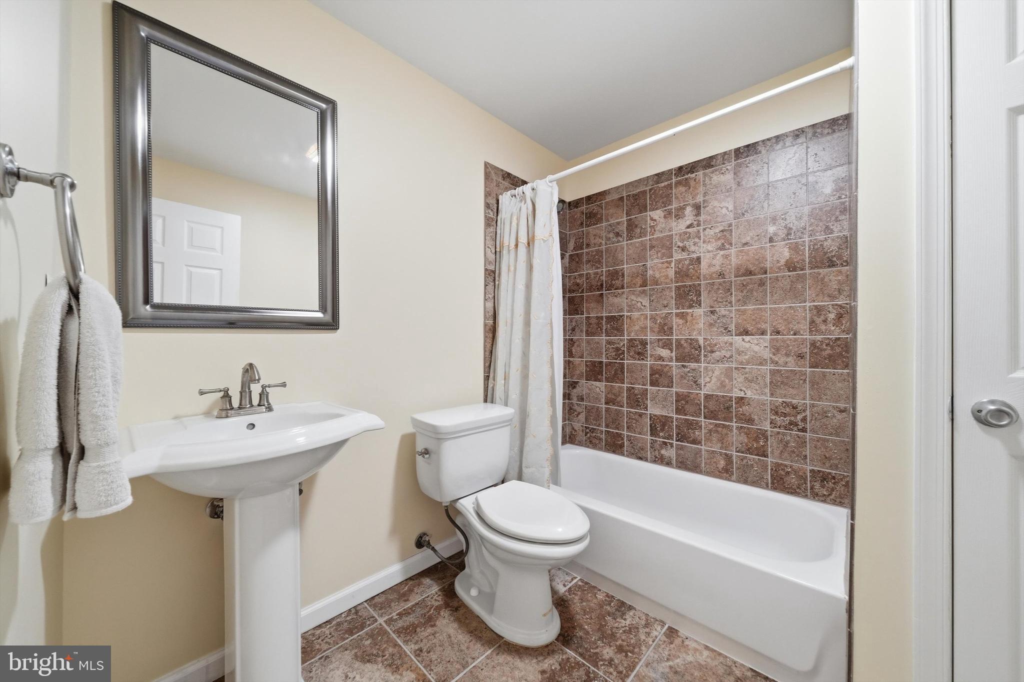 SENECA CROSSING - Residential