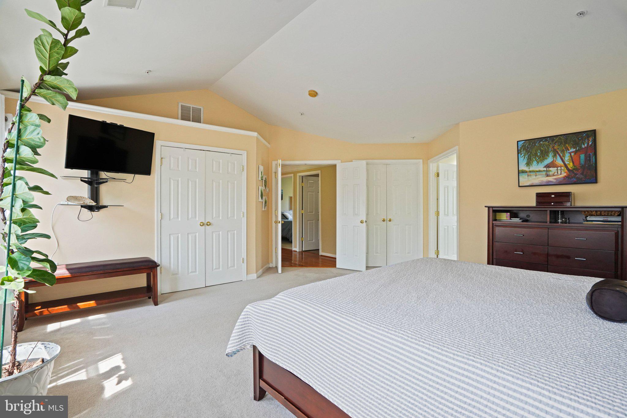 SENECA CROSSING - Residential