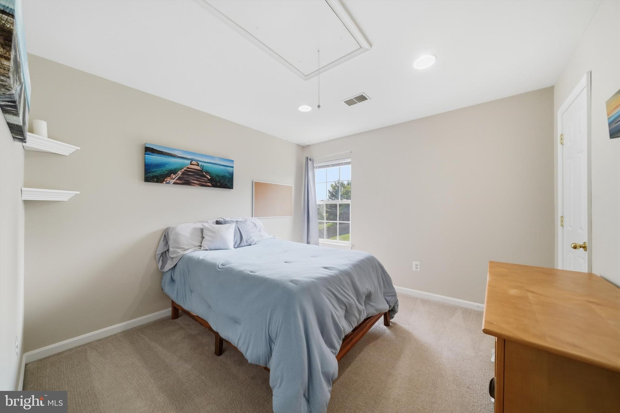 SENECA CROSSING - Residential