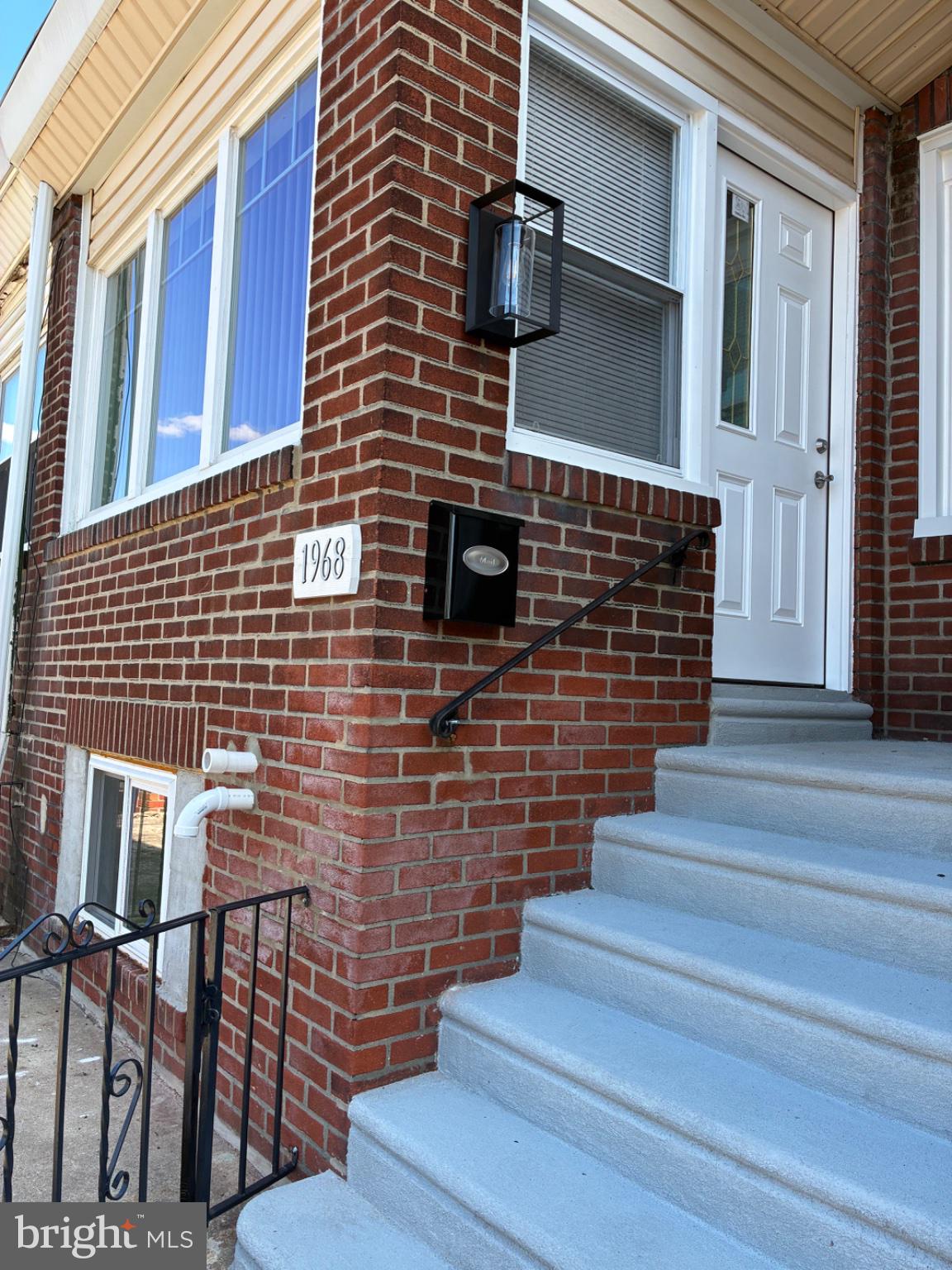 WEST OAK LANE - Residential