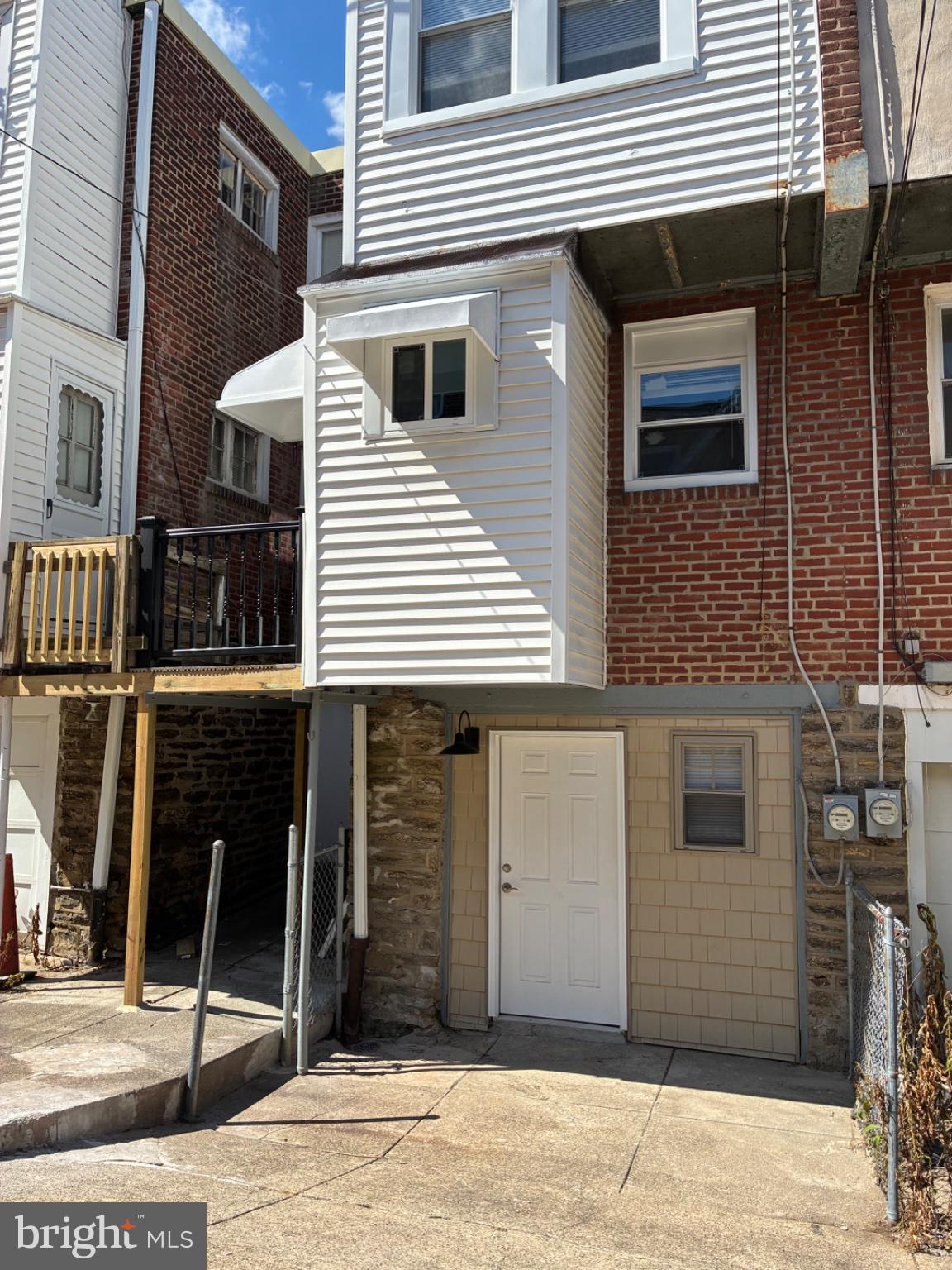 WEST OAK LANE - Residential