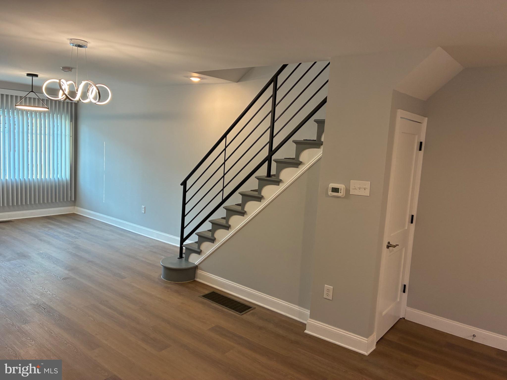 WEST OAK LANE - Residential