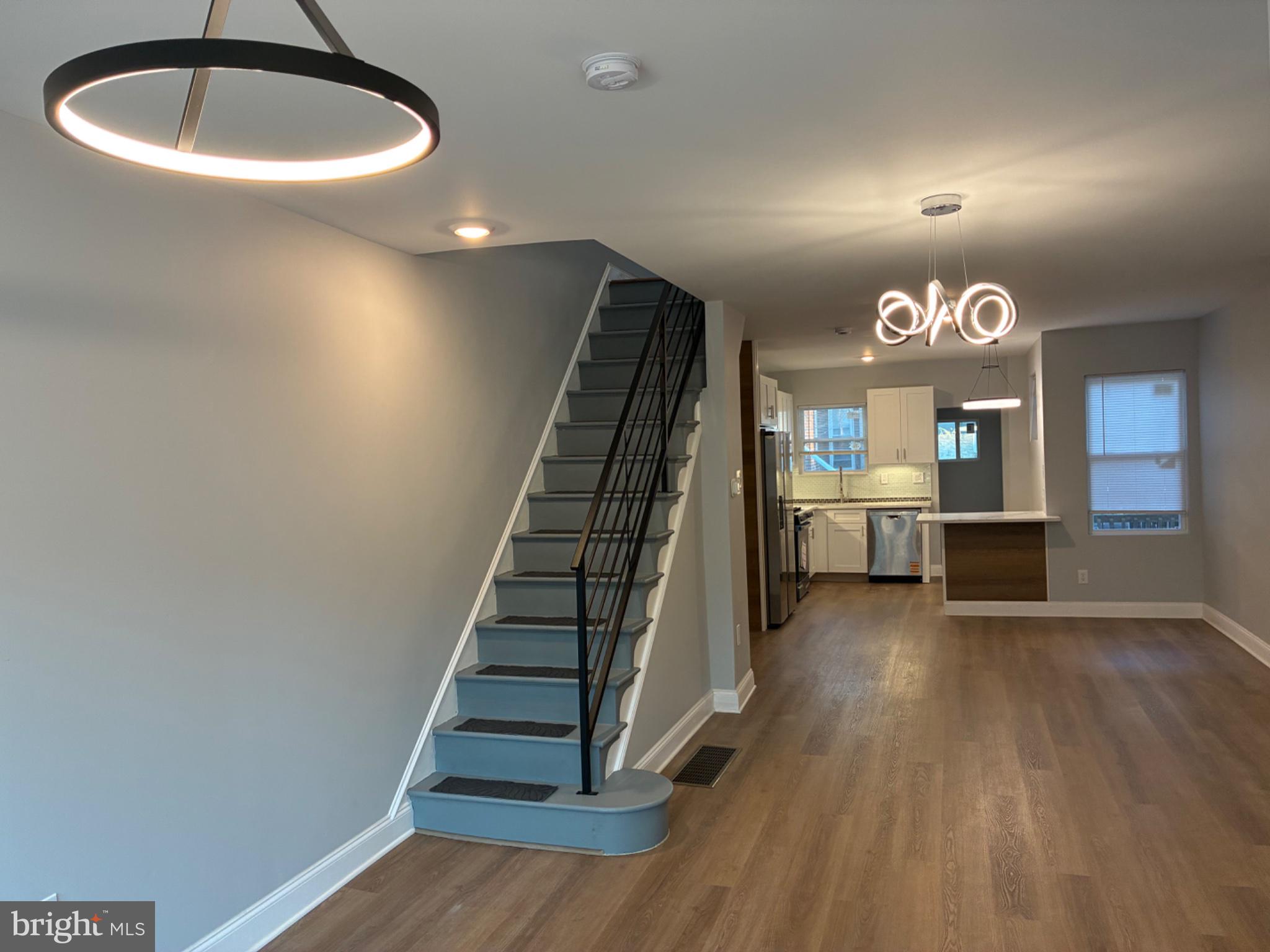 WEST OAK LANE - Residential