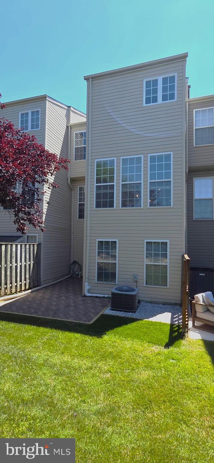 PERRY HALL FARMS - Residential