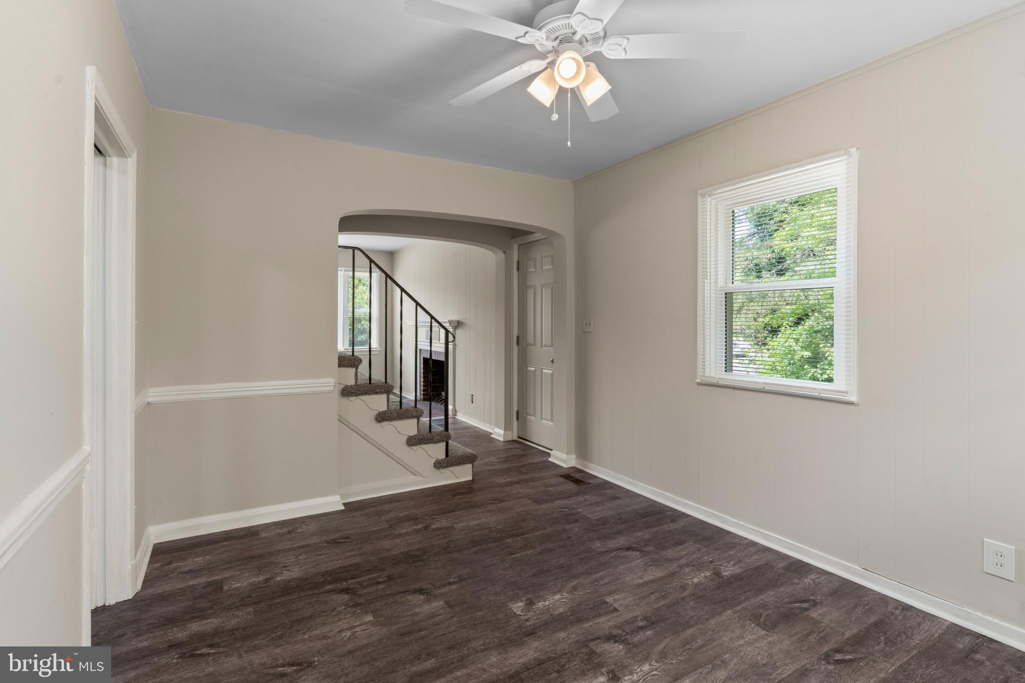 GLEN OAKS - Residential