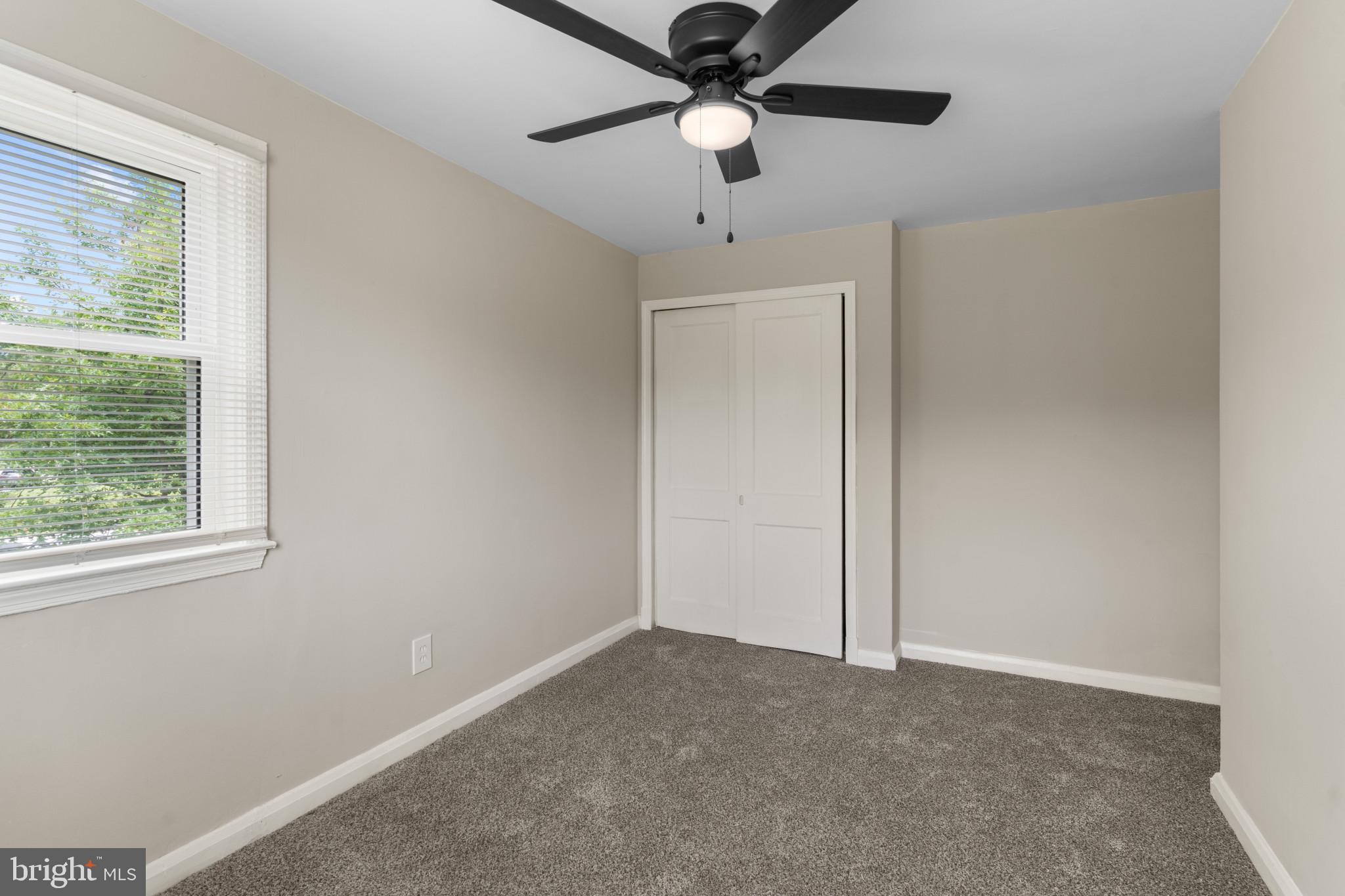 GLEN OAKS - Residential