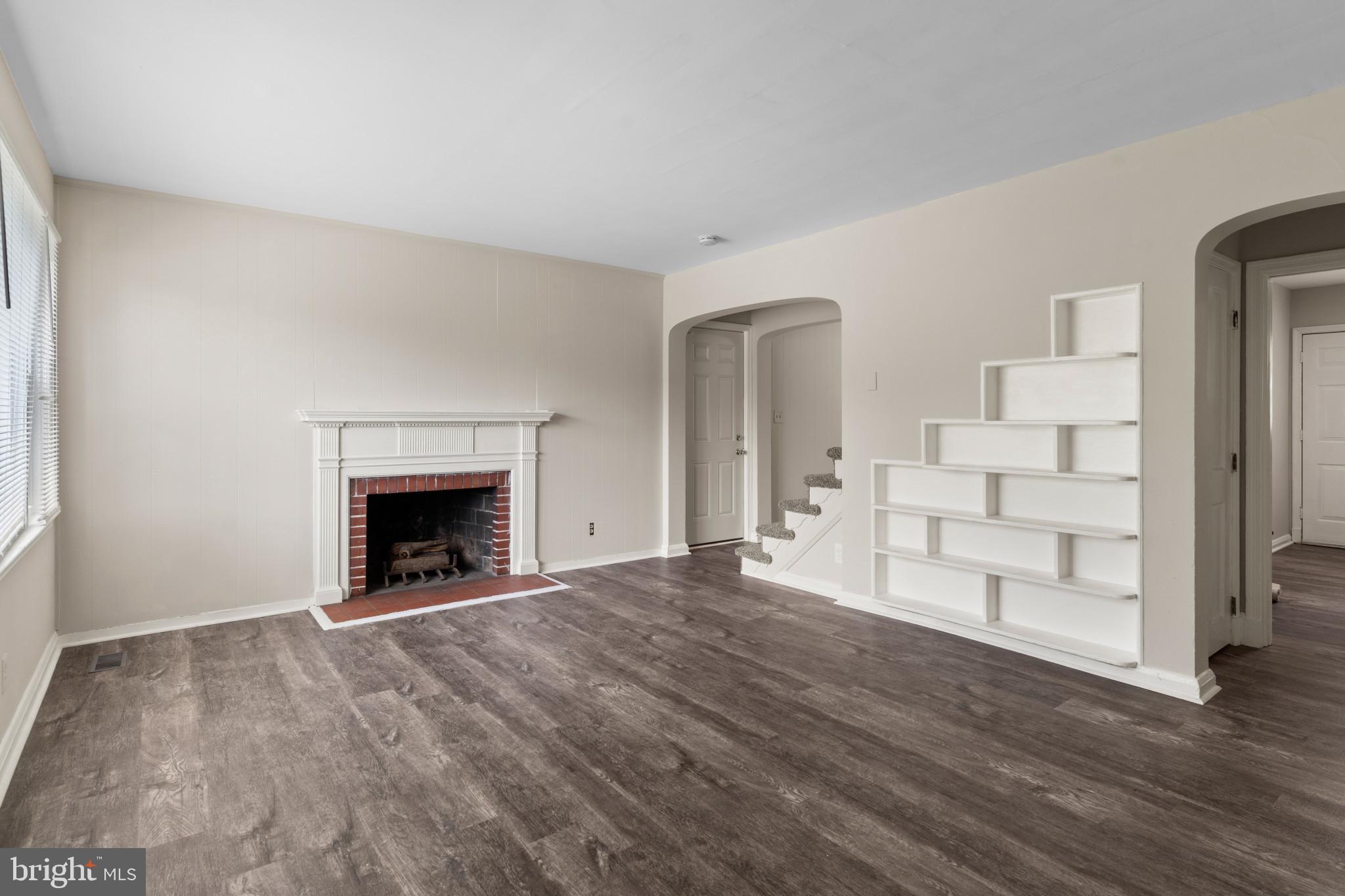GLEN OAKS - Residential
