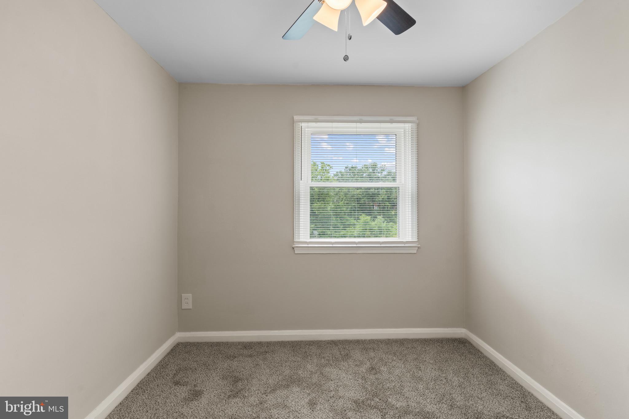 GLEN OAKS - Residential