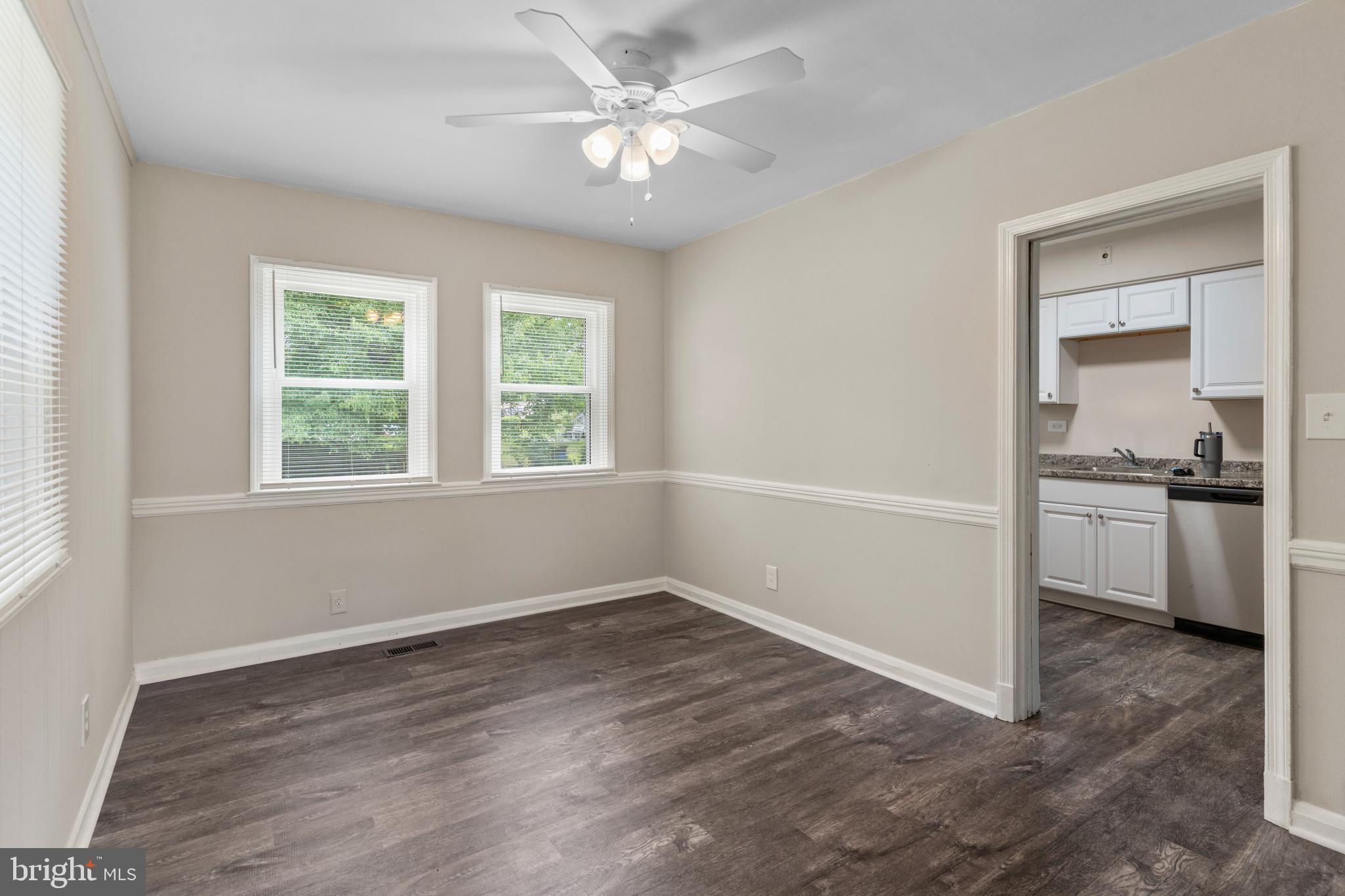 GLEN OAKS - Residential