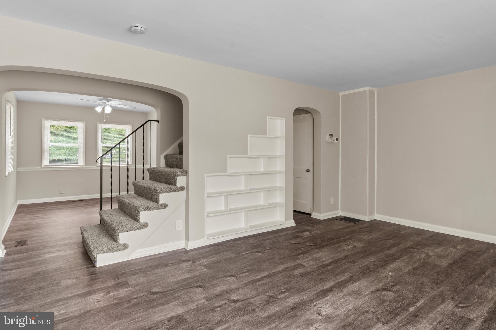 GLEN OAKS - Residential