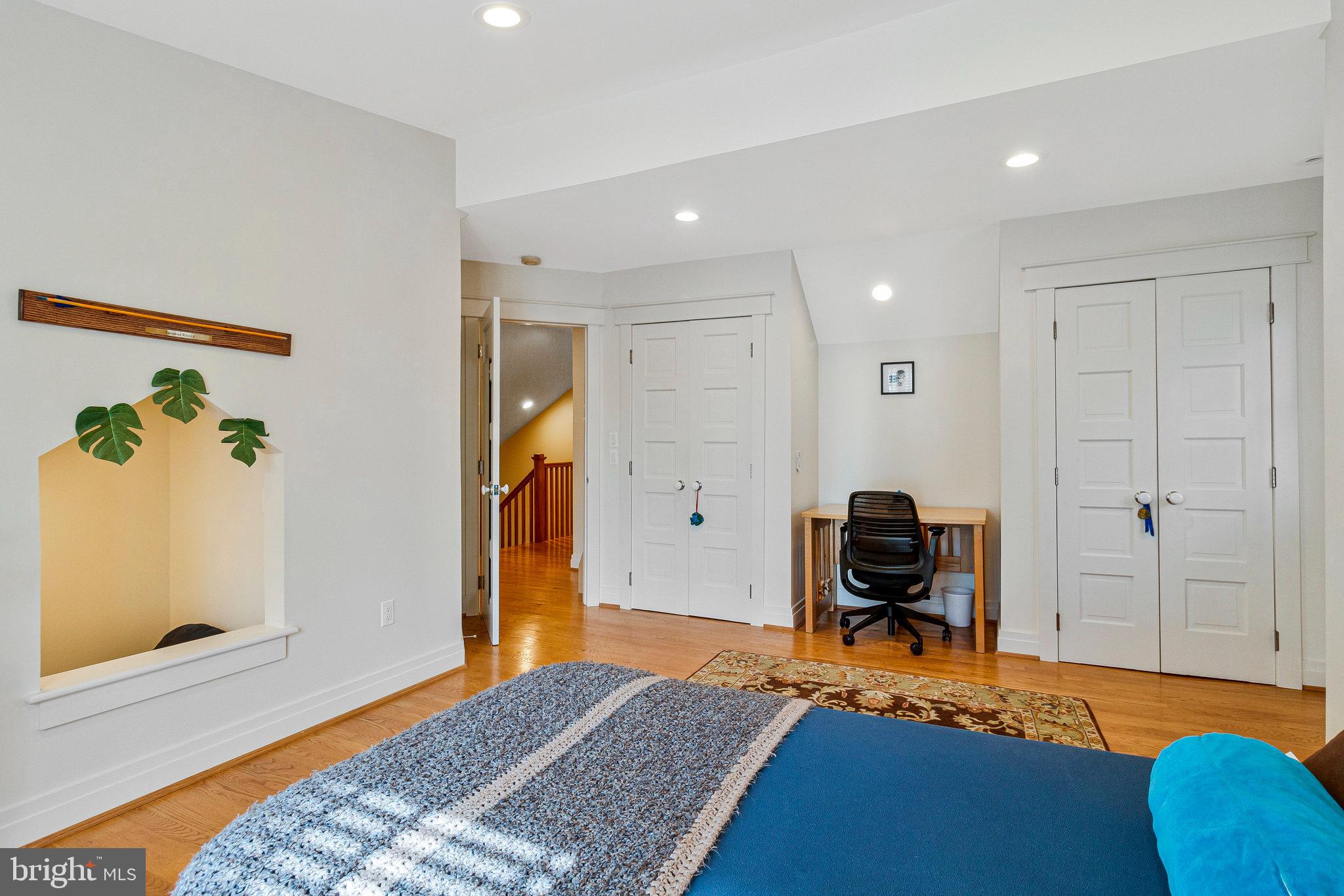 WOODLAND ACRES - Residential