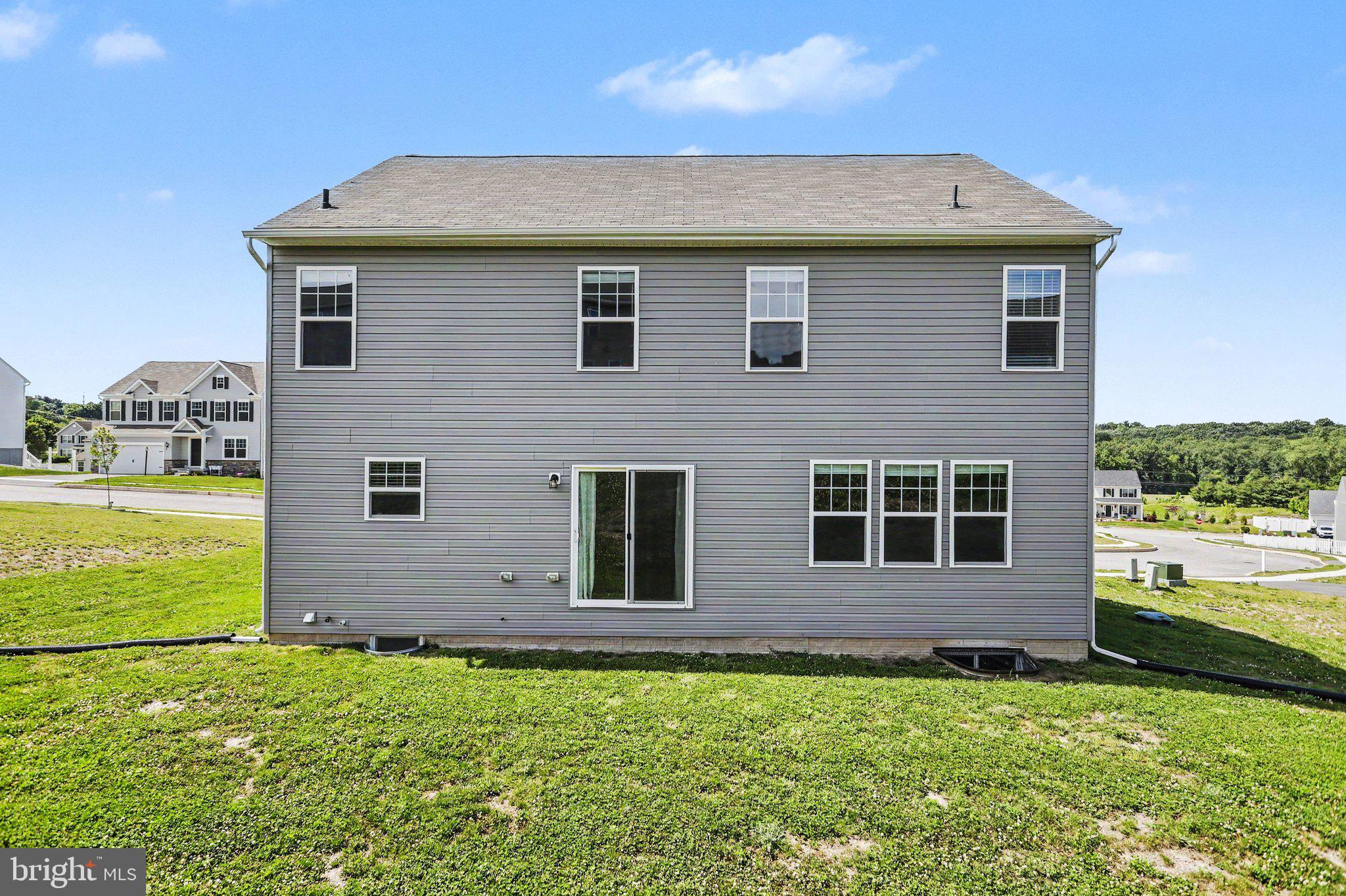 LEXINGTON ESTATES - Residential