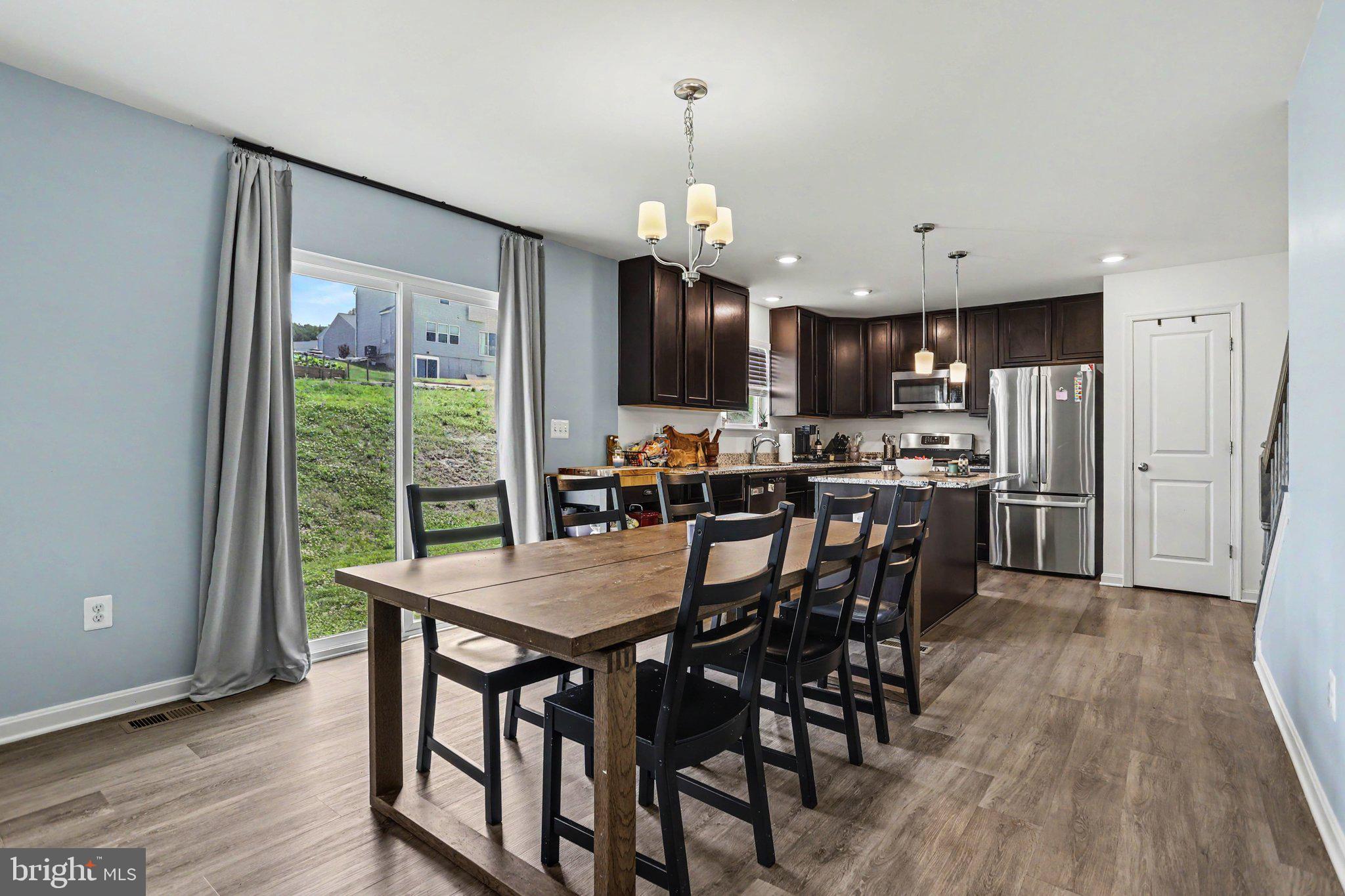 LEXINGTON ESTATES - Residential