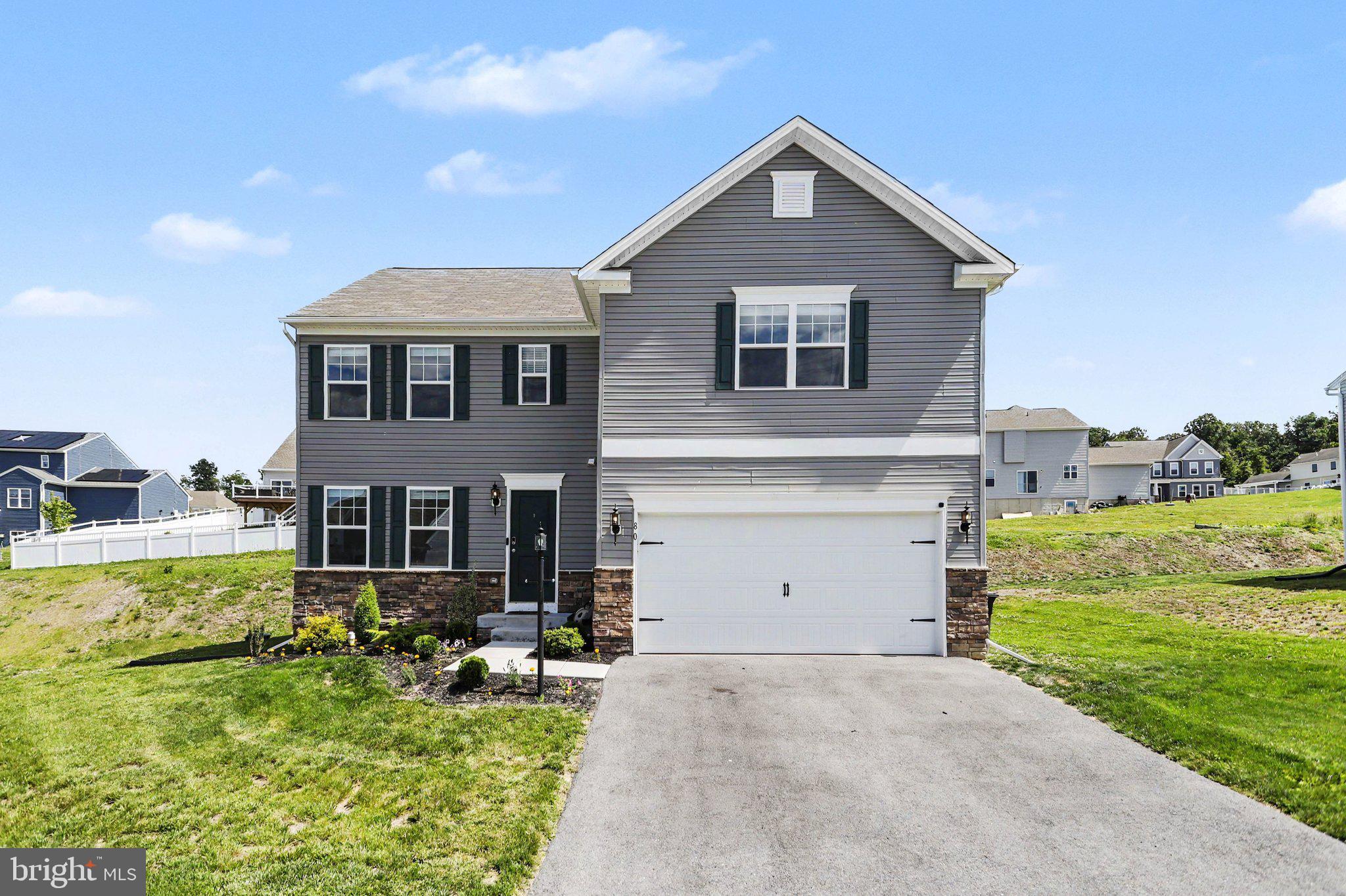 LEXINGTON ESTATES - Residential