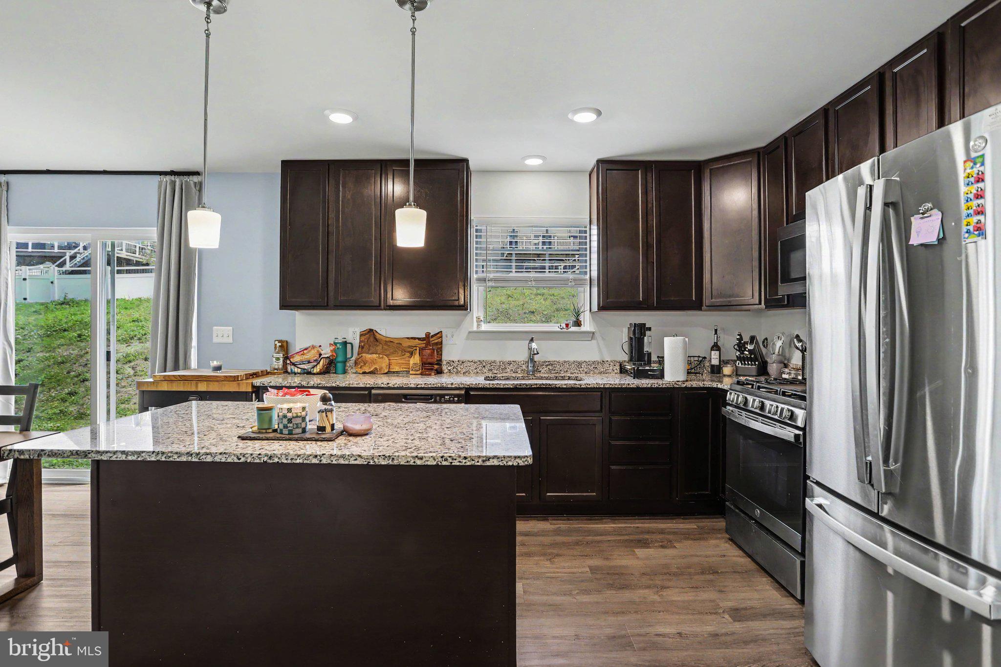 LEXINGTON ESTATES - Residential
