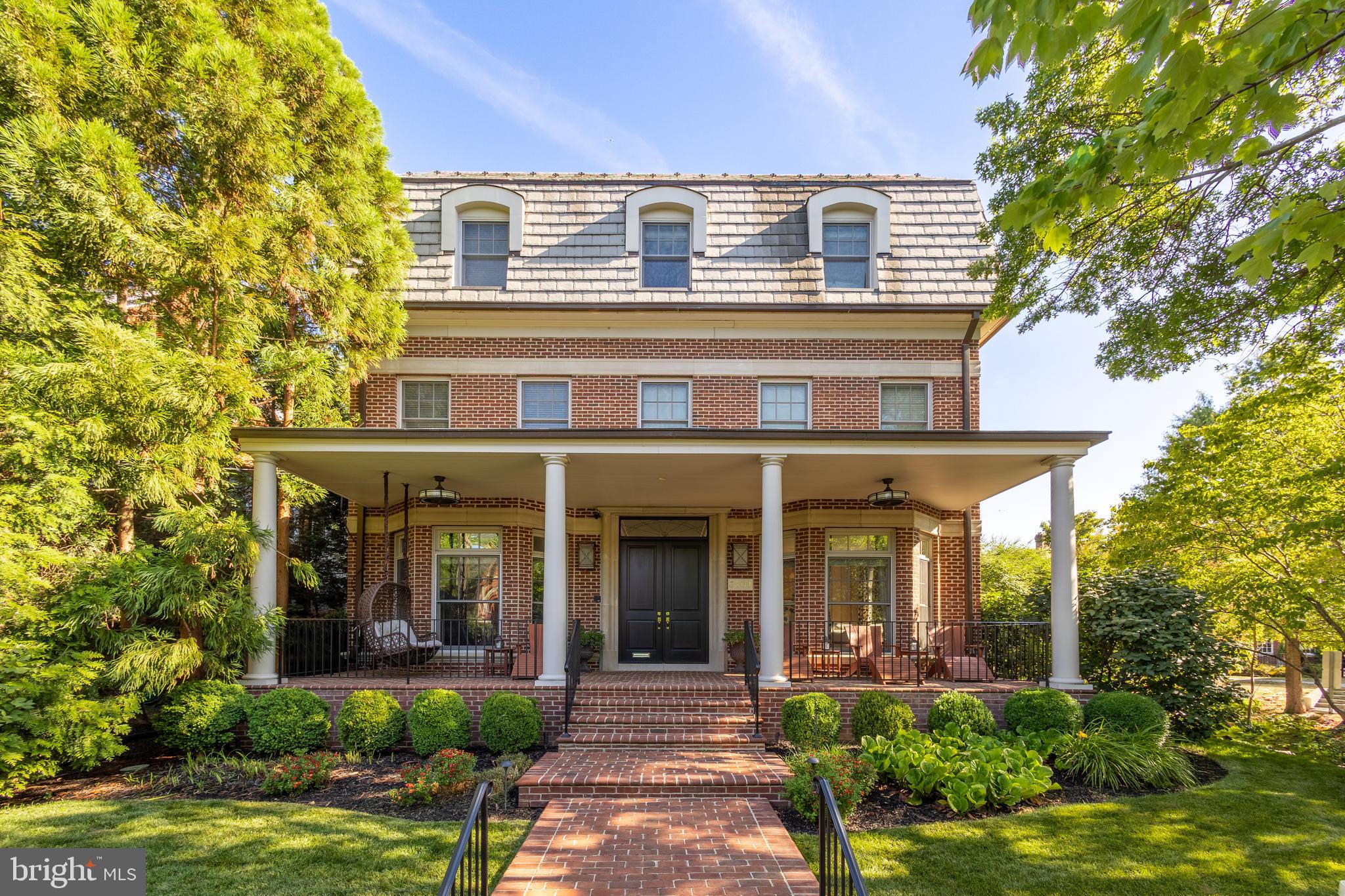 WOODLEY PARK - Residential