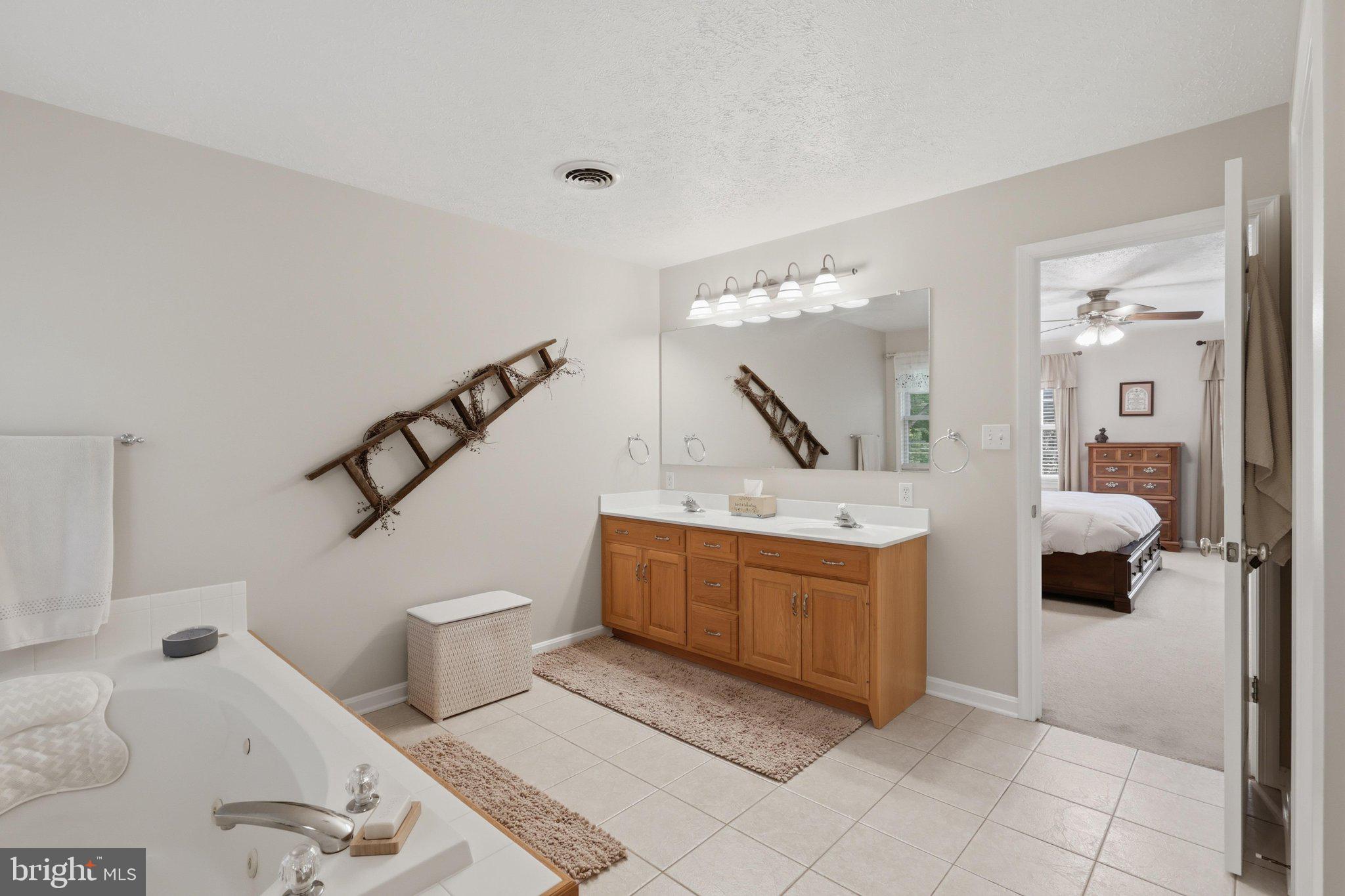 MARLOWE WOODS - Residential