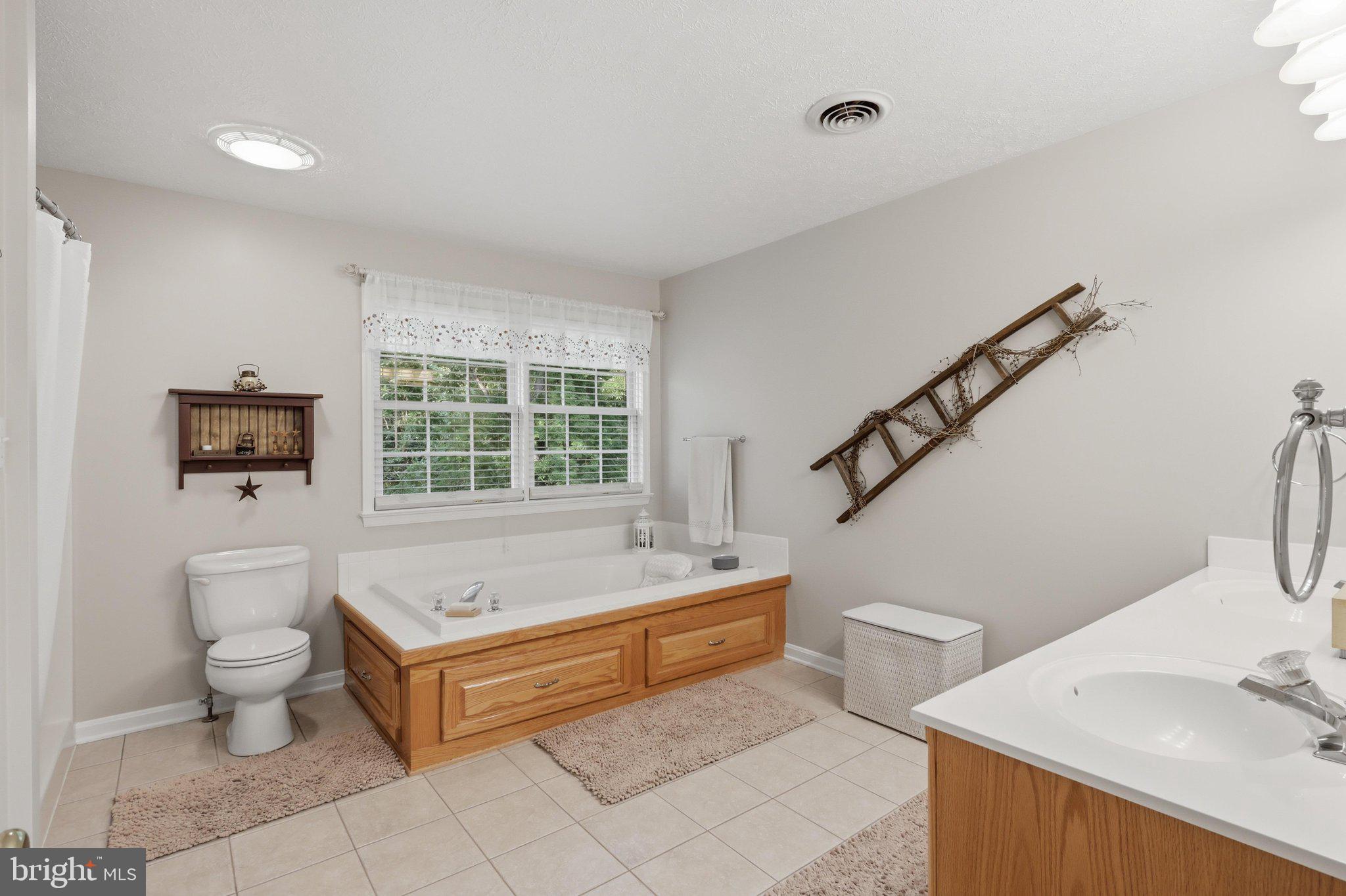 MARLOWE WOODS - Residential