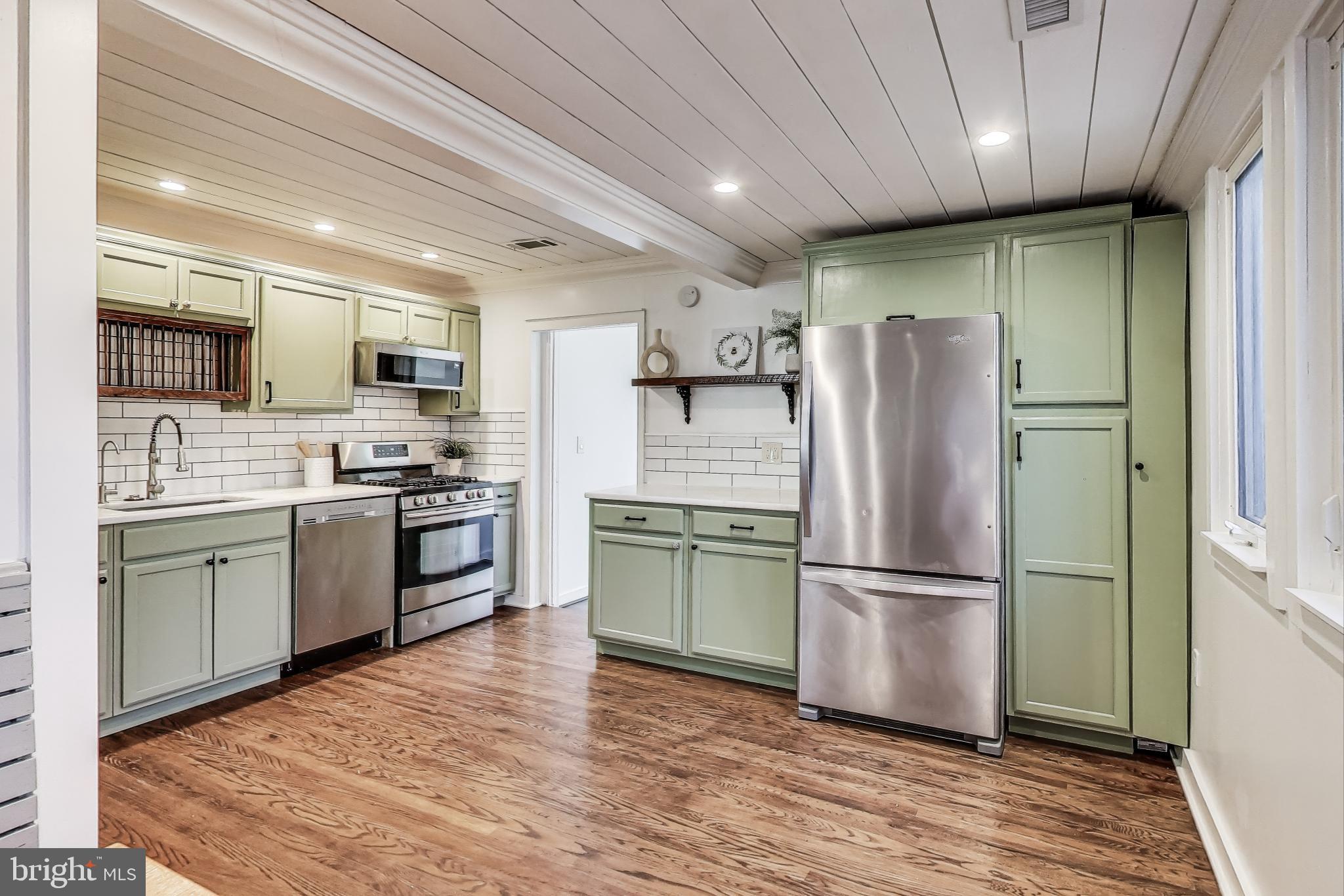 CHERRY HILL - Residential
