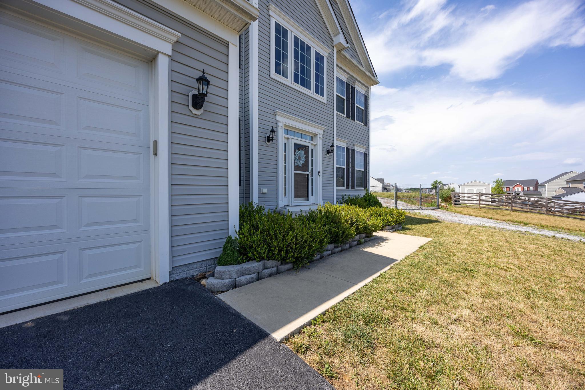 SPRINGDALE FARM - Residential