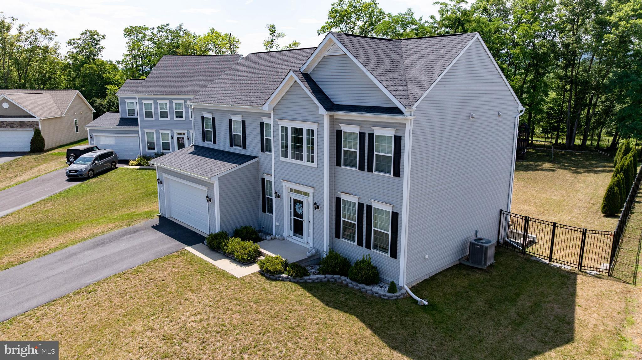 SPRINGDALE FARM - Residential
