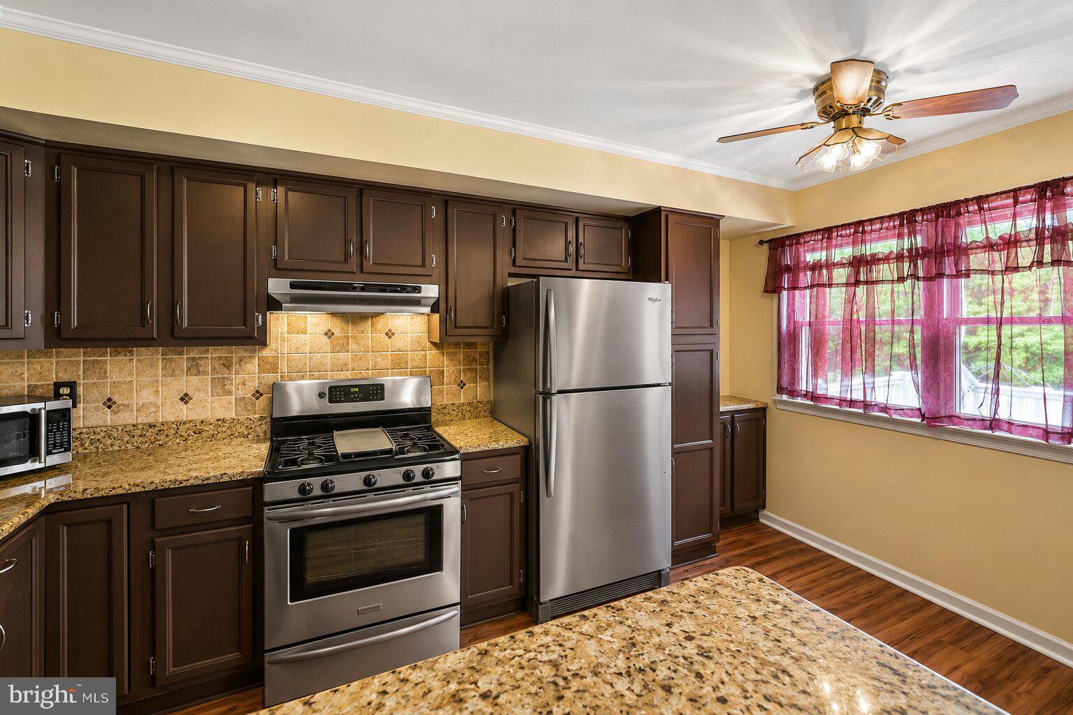 PARKWOOD - Residential