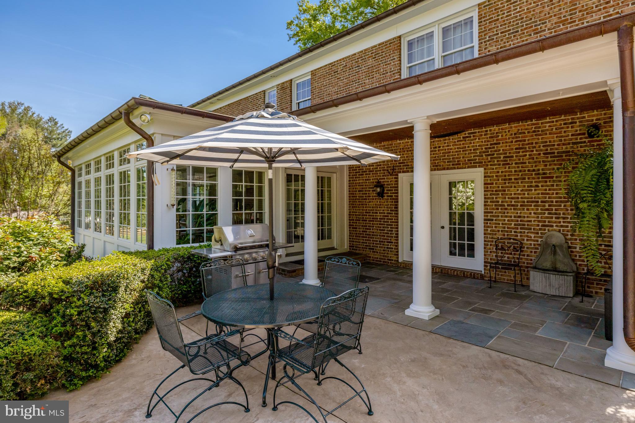 CANTERBURY WOODS - Residential