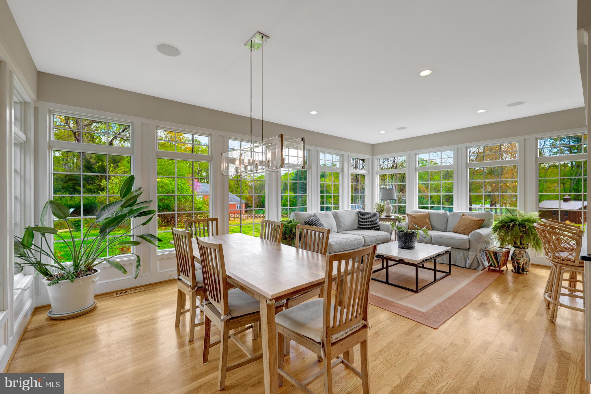 CANTERBURY WOODS - Residential