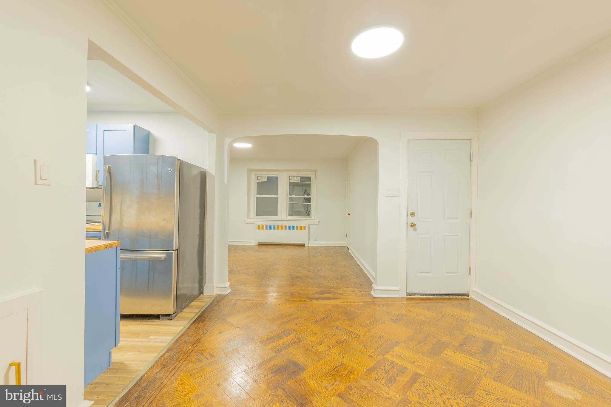 EAST OAK LANE - Residential Income