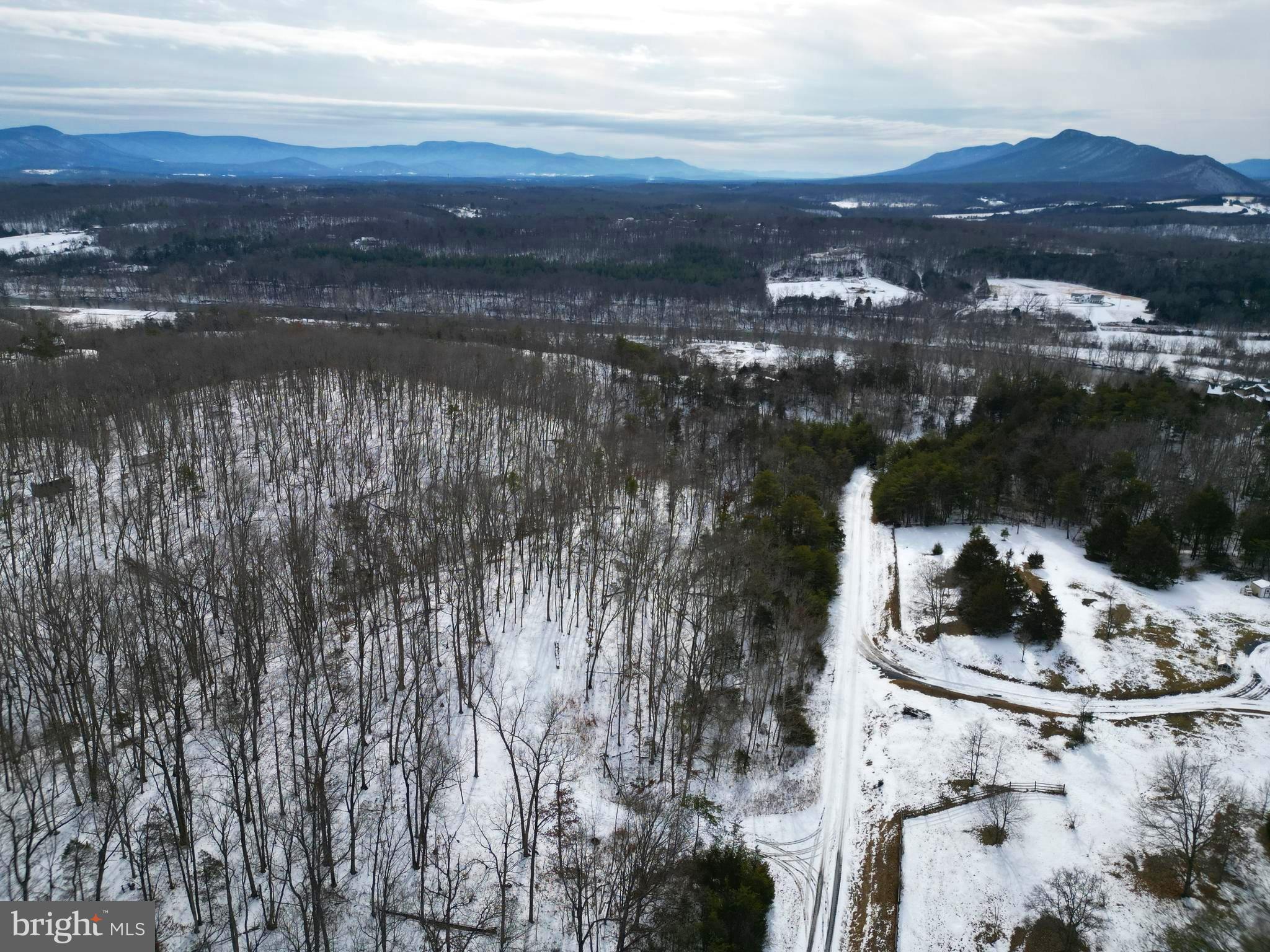 RIVER RIDGE ON THE SHENANDOAH - Land