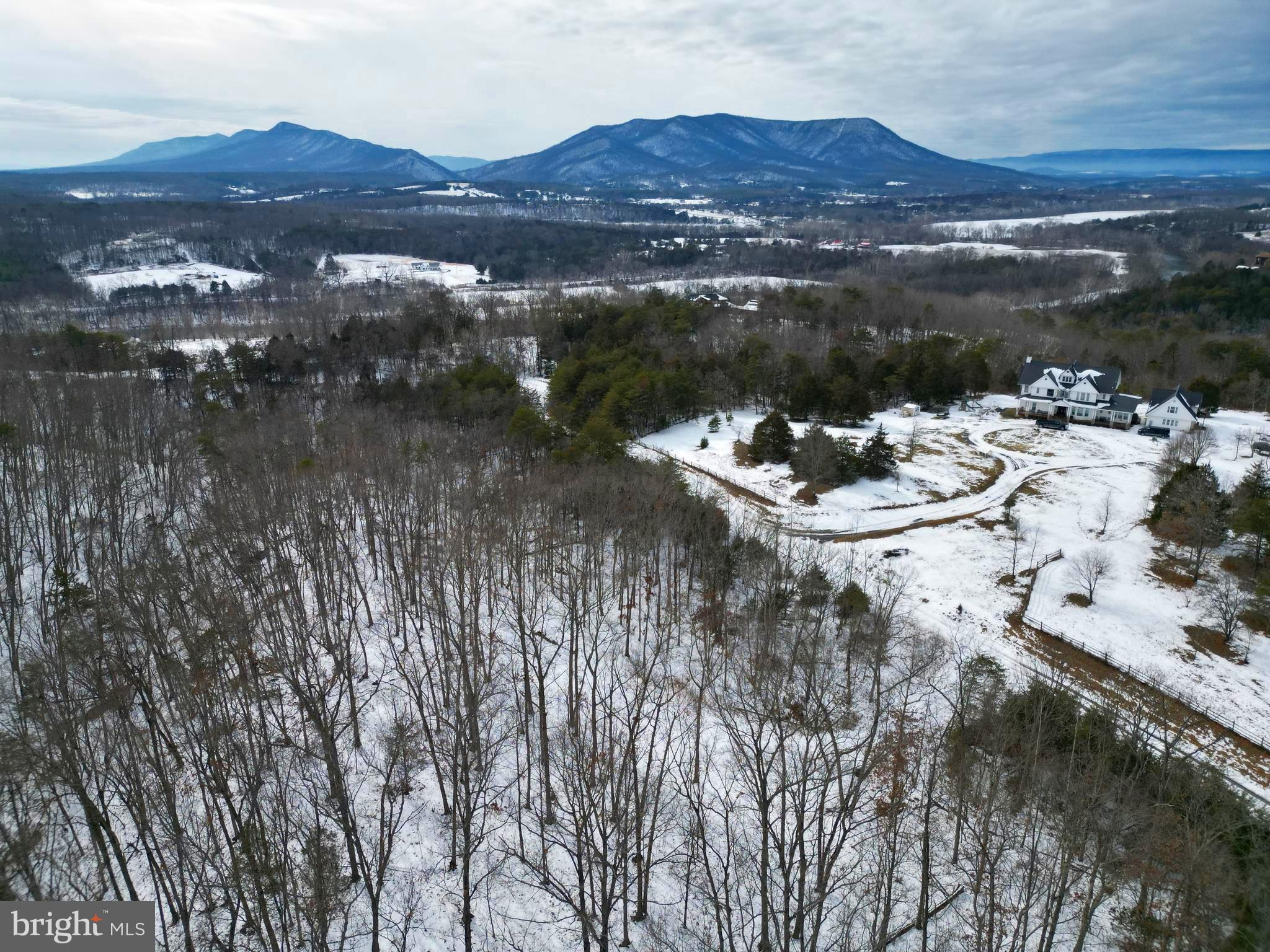 RIVER RIDGE ON THE SHENANDOAH - Land