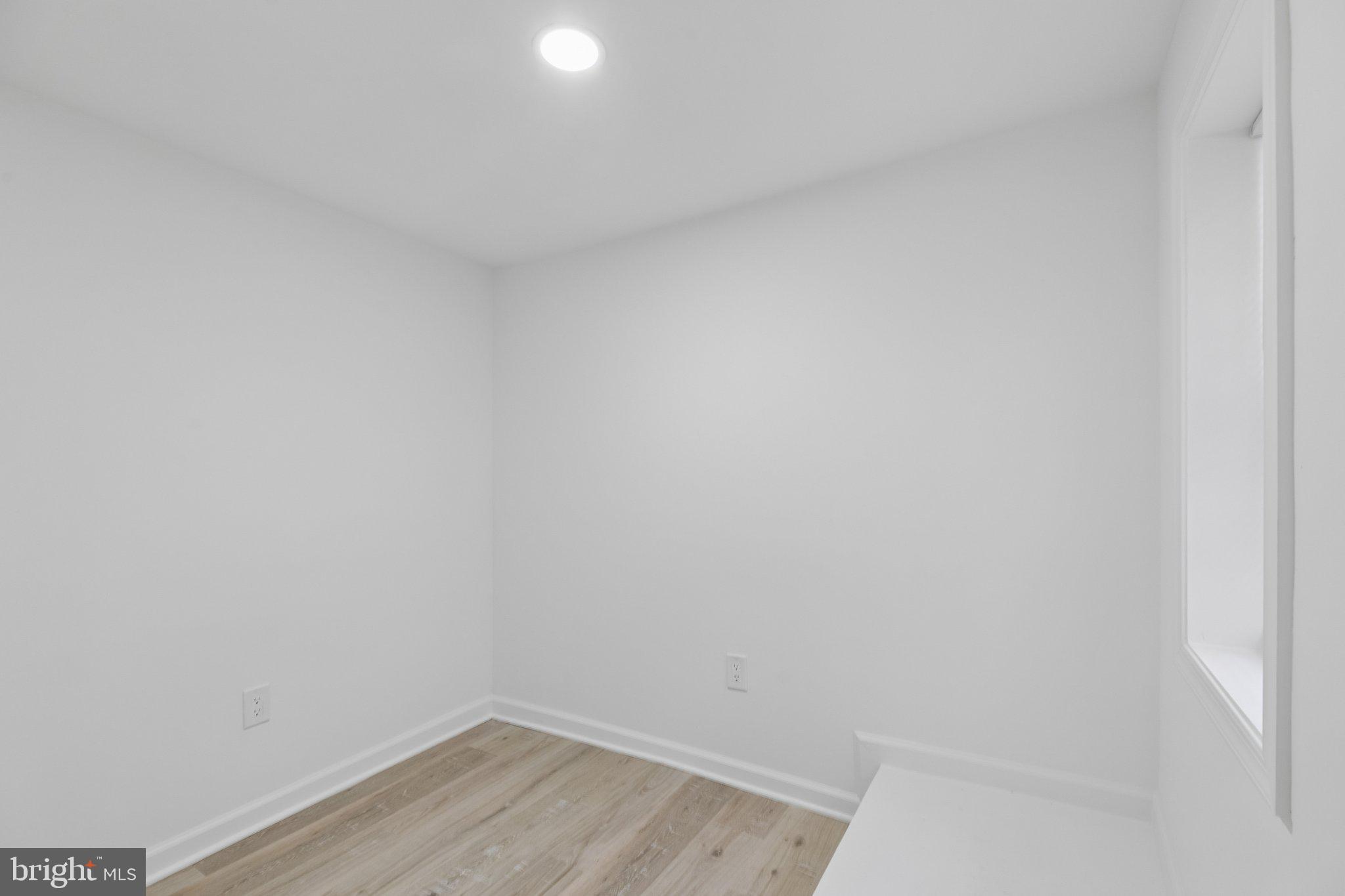 WEST KENSINGTON - Residential