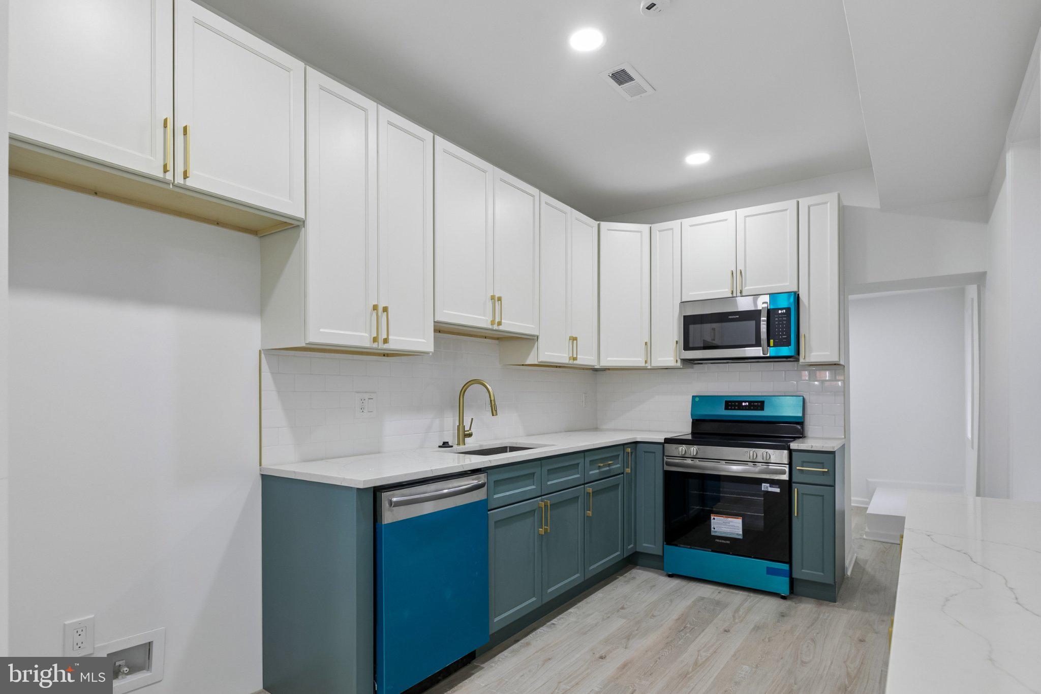 WEST KENSINGTON - Residential