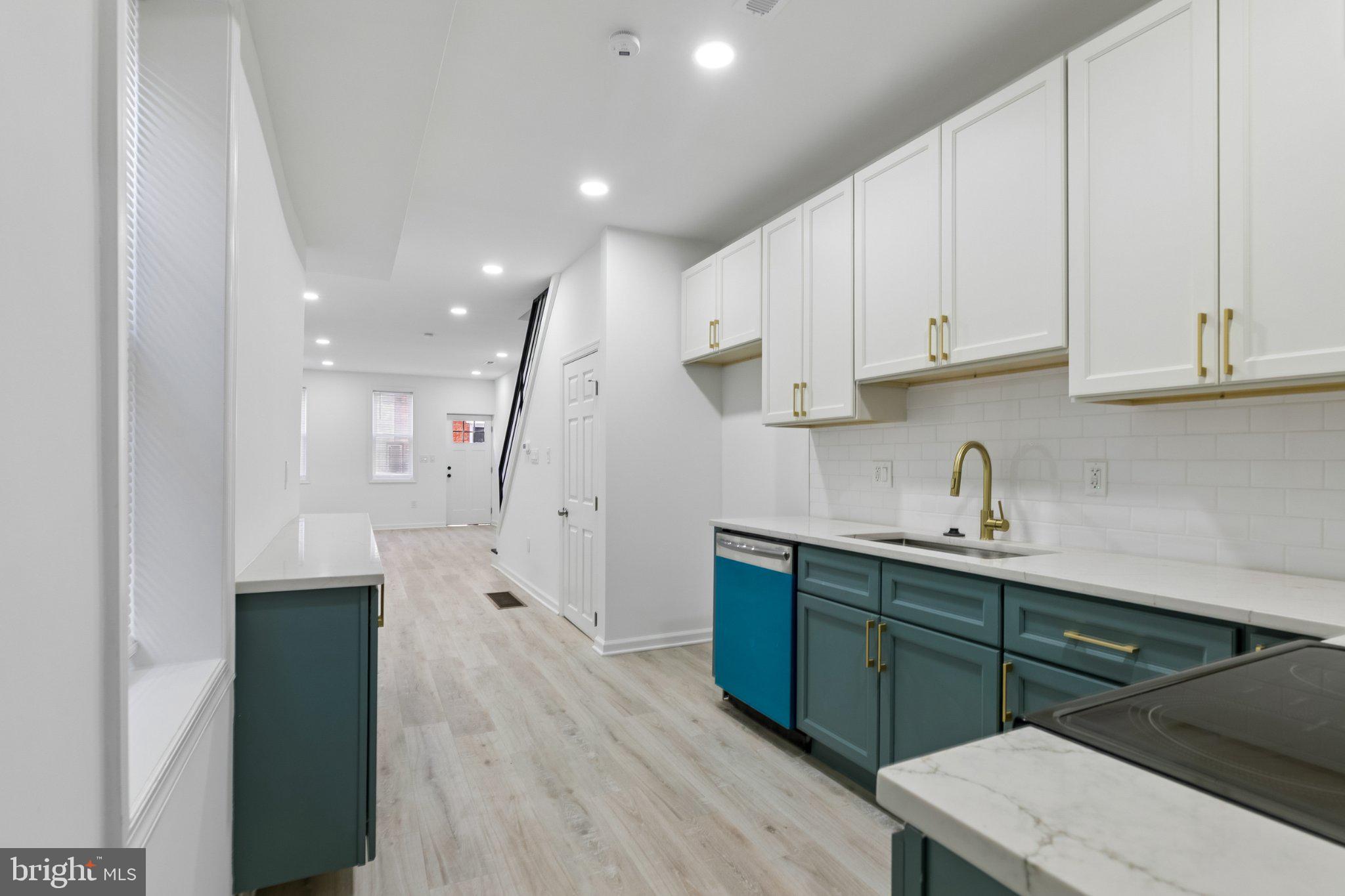 WEST KENSINGTON - Residential