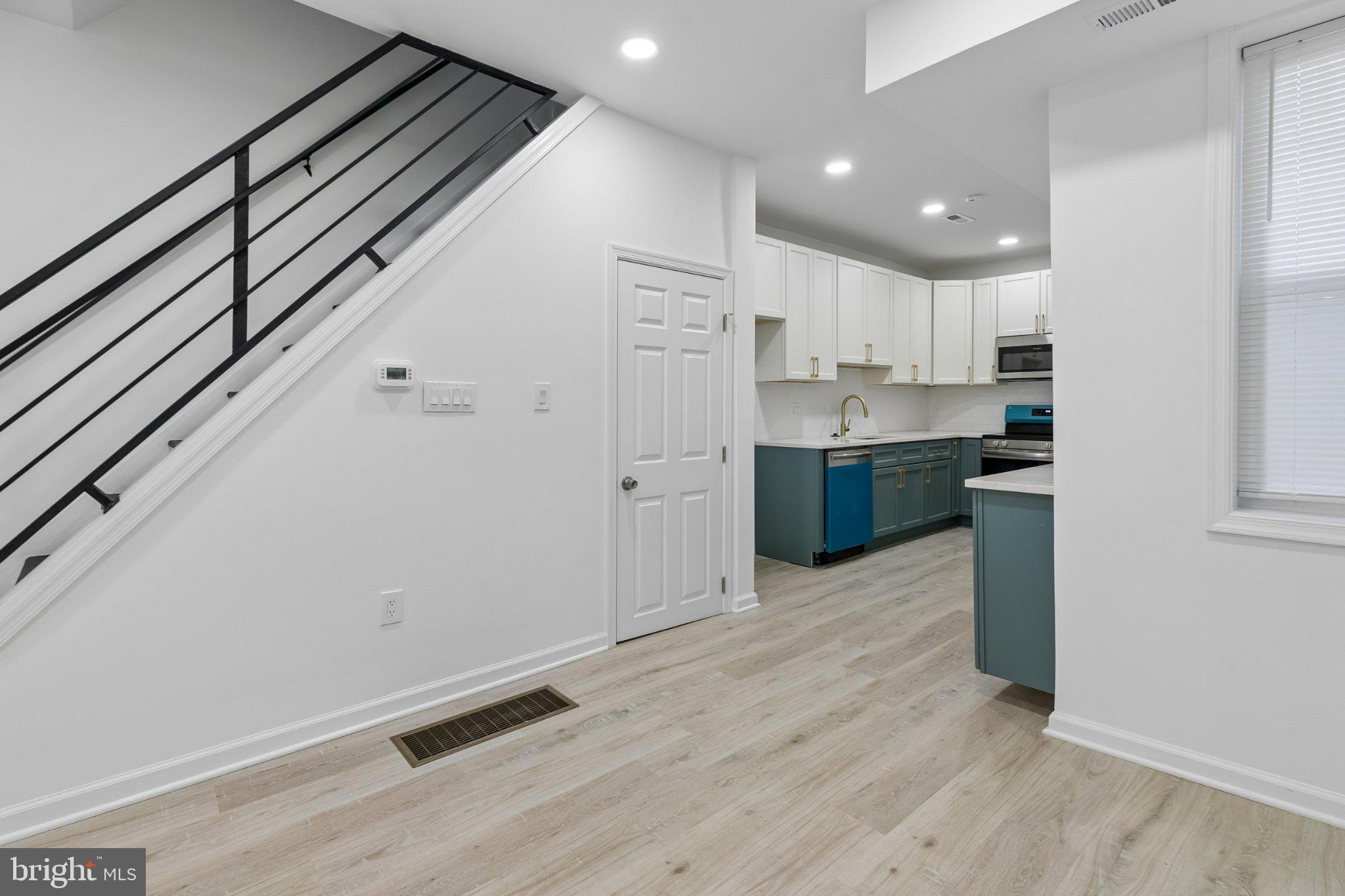 WEST KENSINGTON - Residential