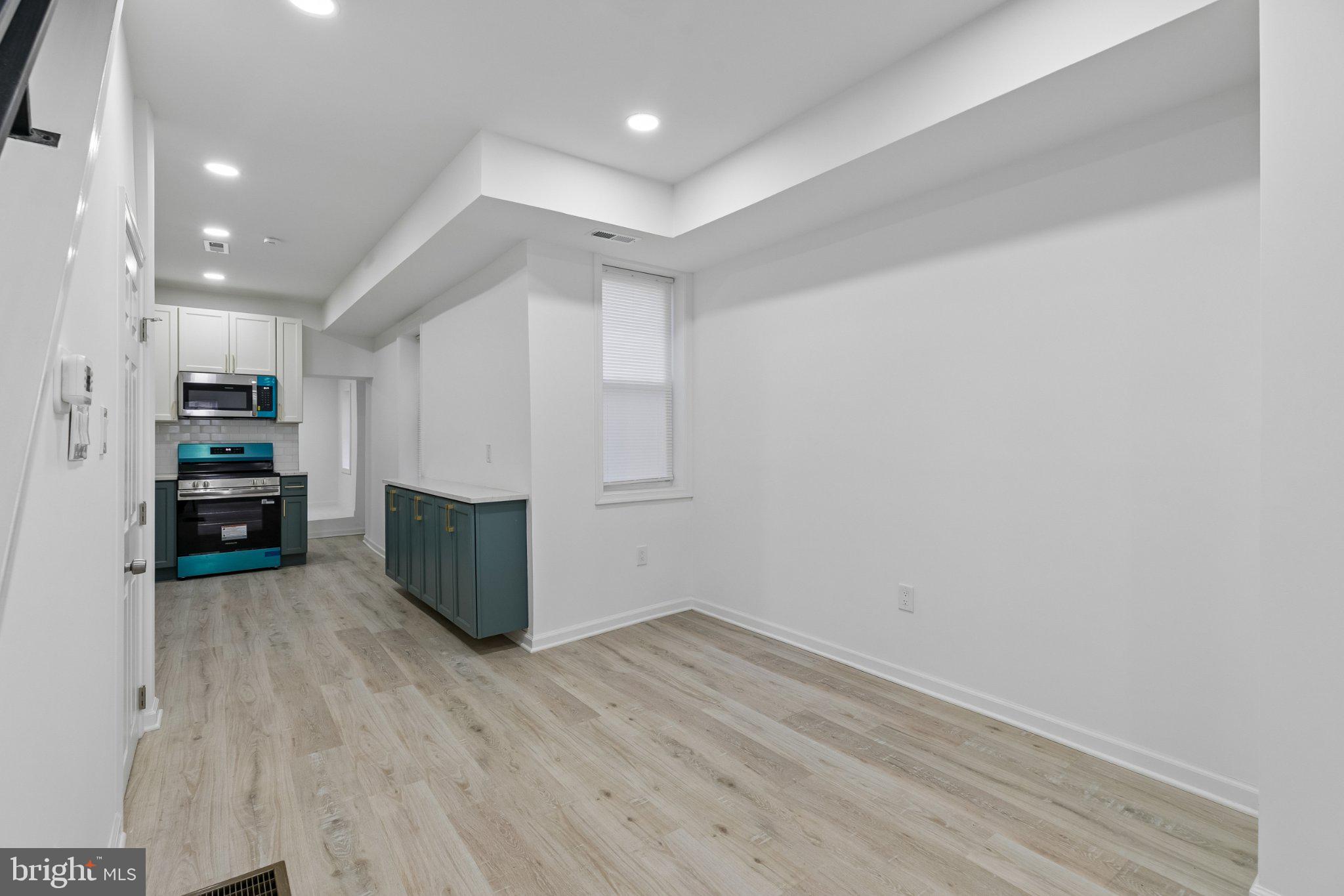 WEST KENSINGTON - Residential