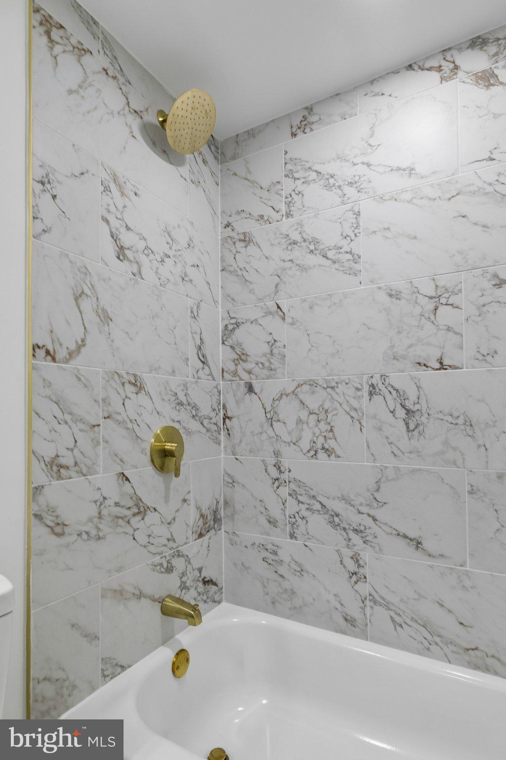 WEST KENSINGTON - Residential