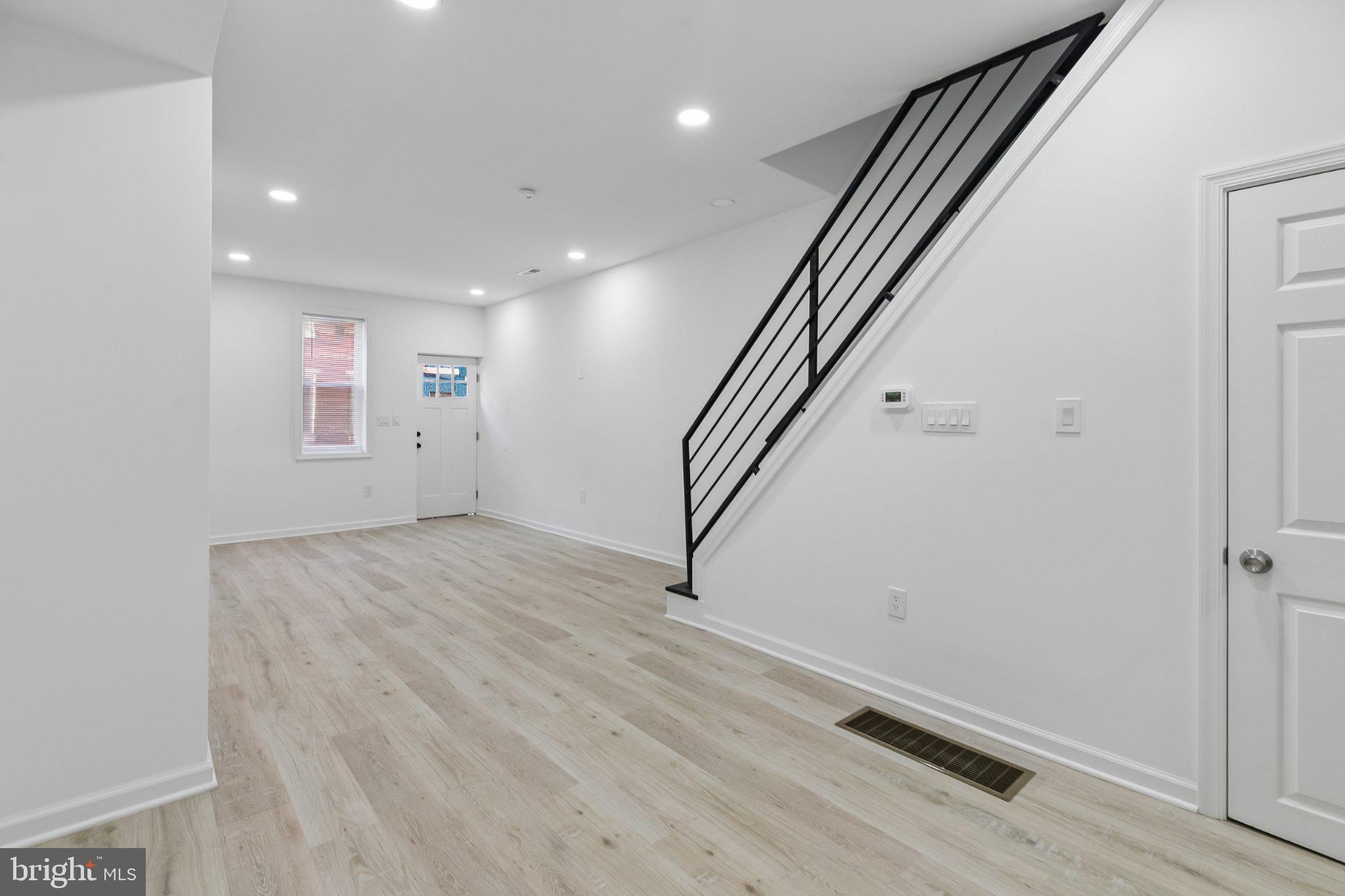 WEST KENSINGTON - Residential