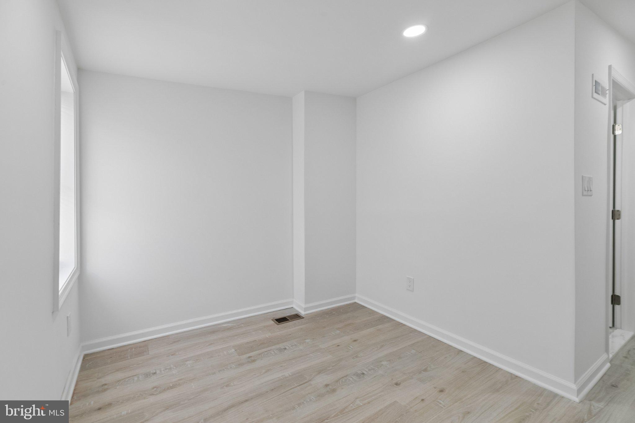 WEST KENSINGTON - Residential