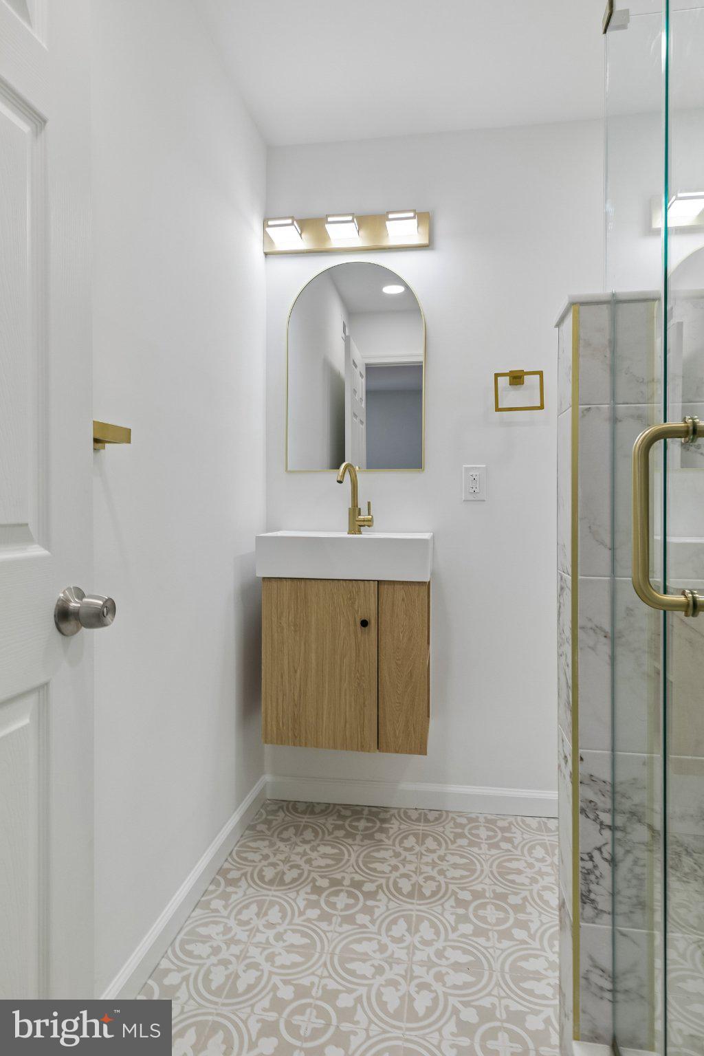 WEST KENSINGTON - Residential