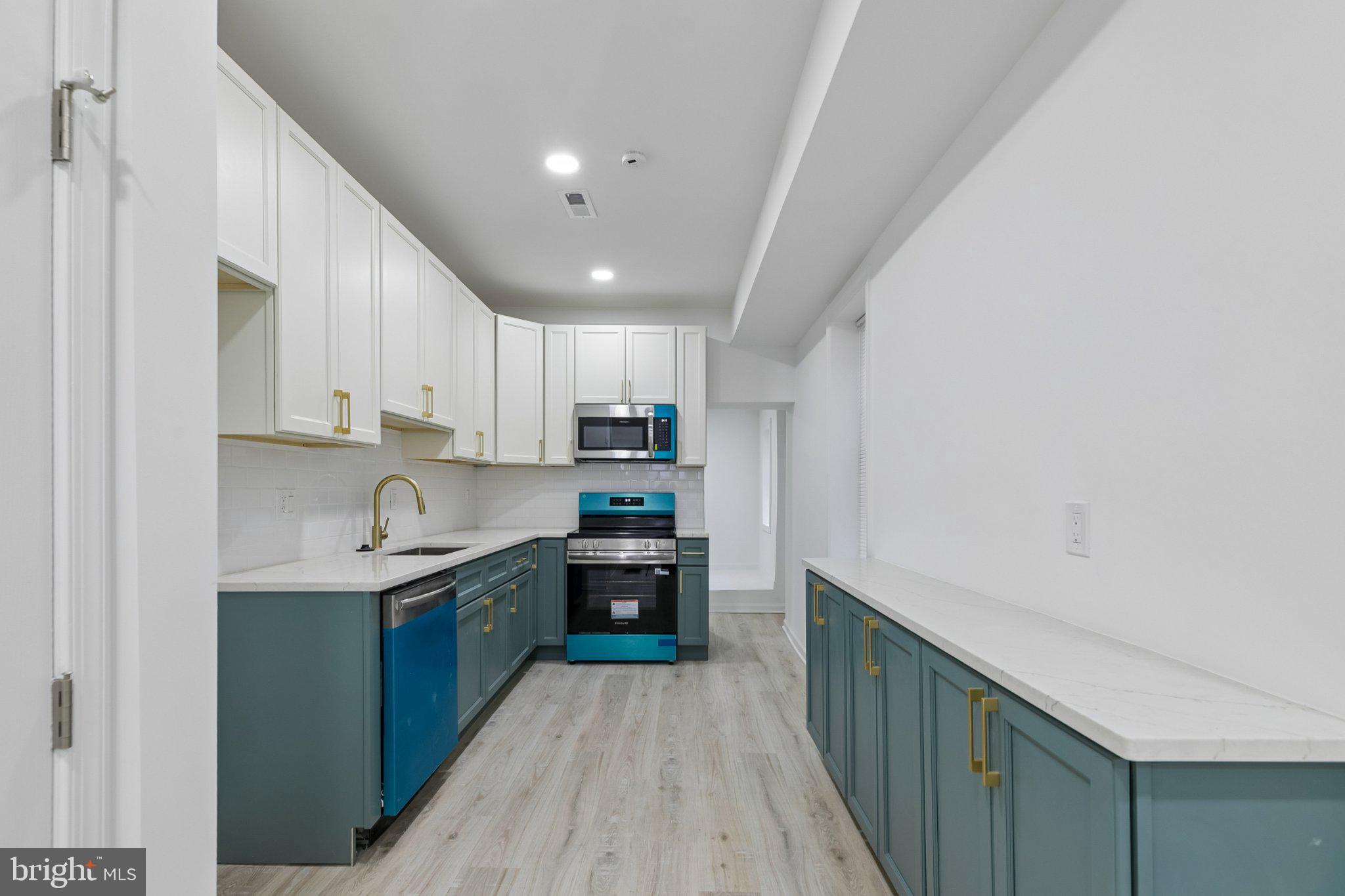 WEST KENSINGTON - Residential