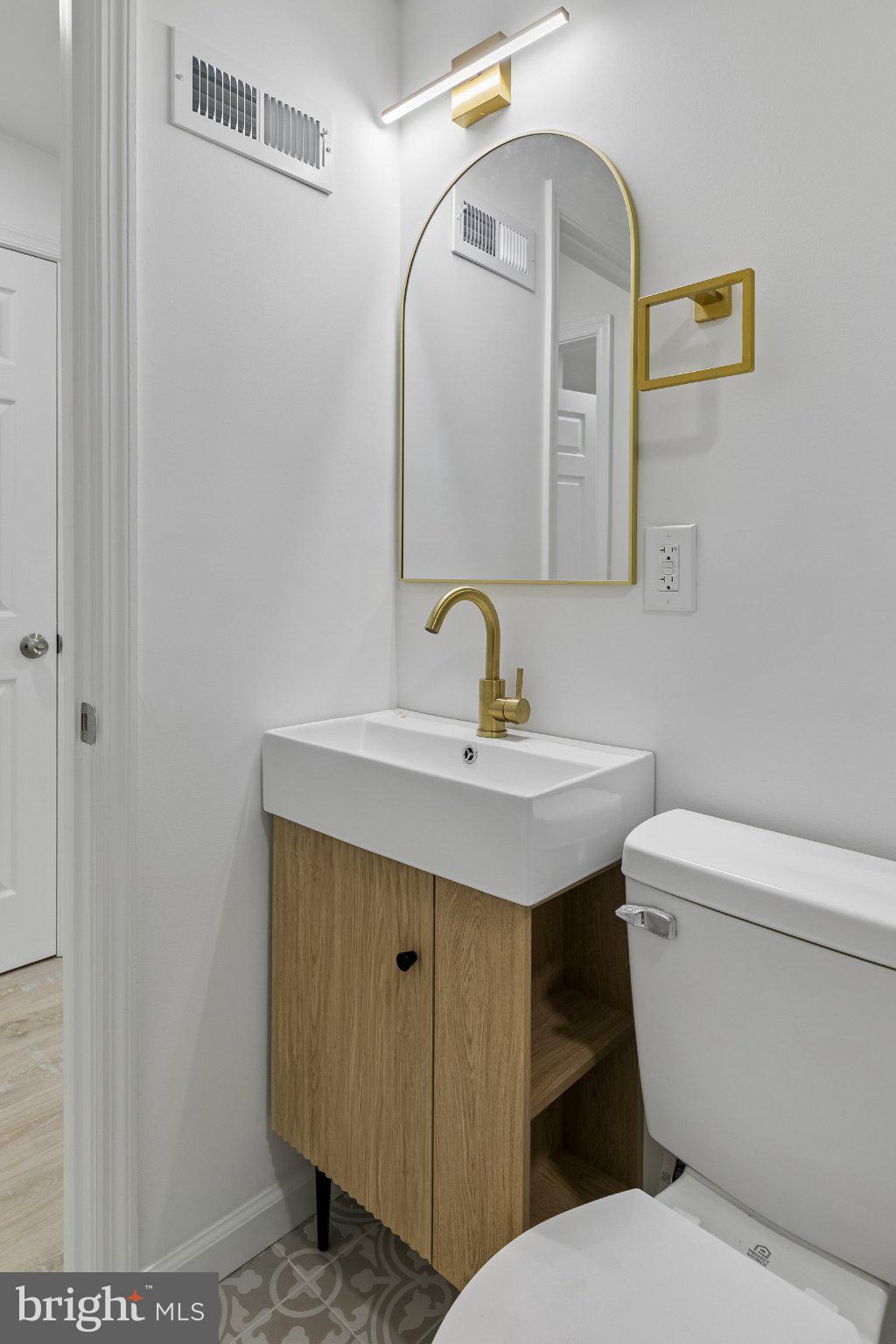 WEST KENSINGTON - Residential