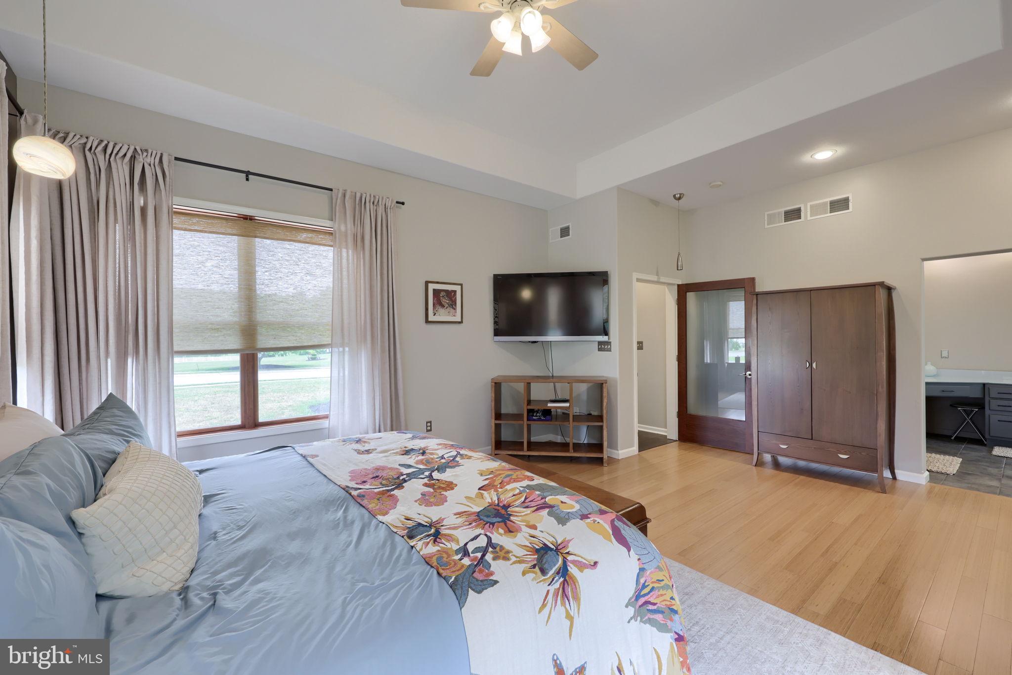 EAST MANCHESTER TWP. - Residential