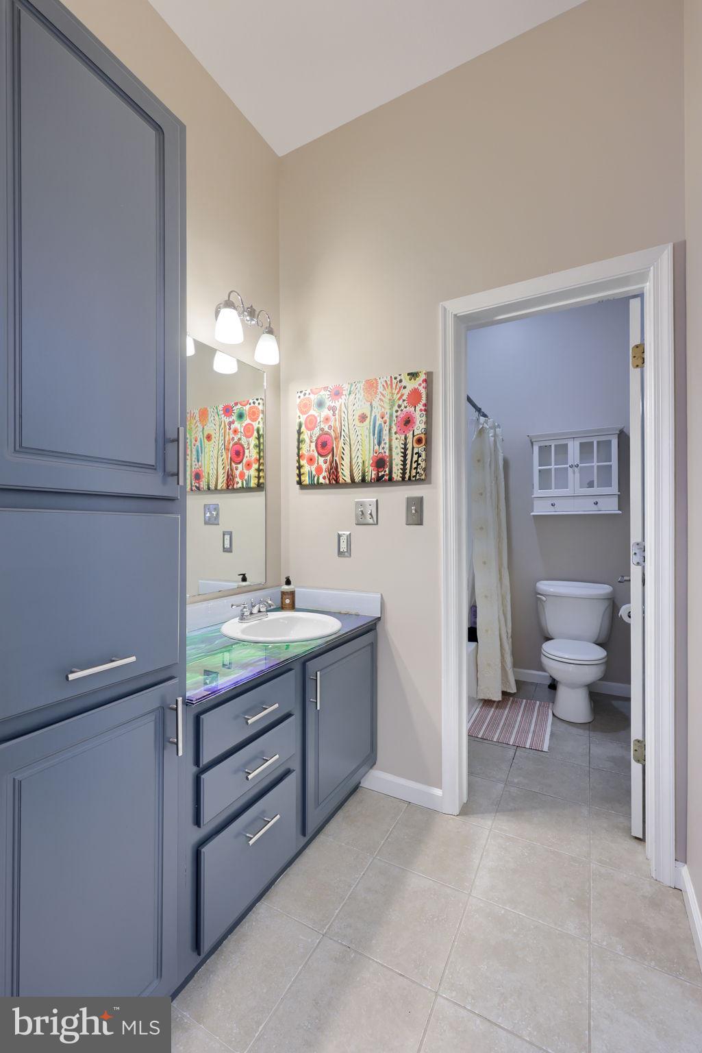 EAST MANCHESTER TWP. - Residential