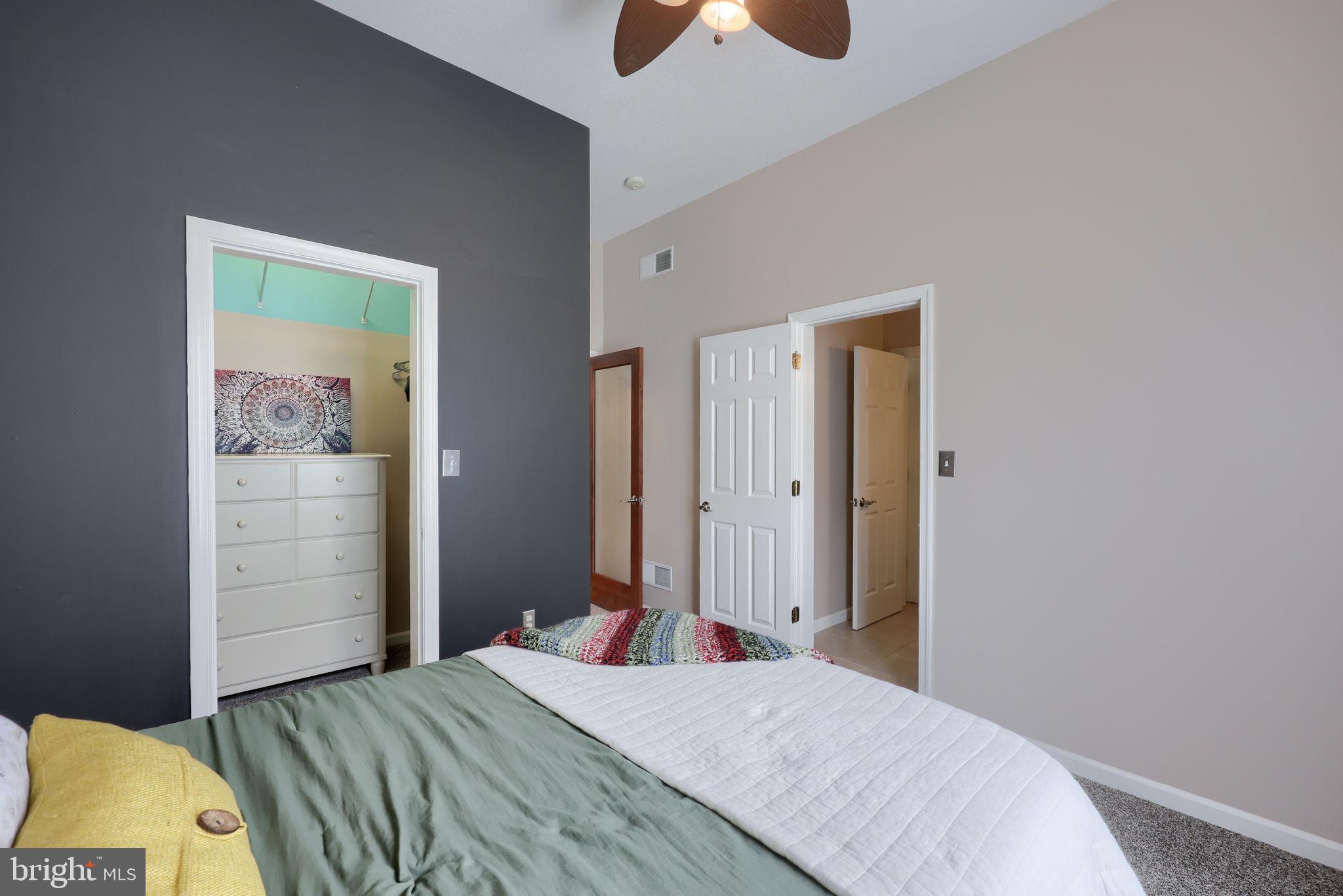 EAST MANCHESTER TWP. - Residential