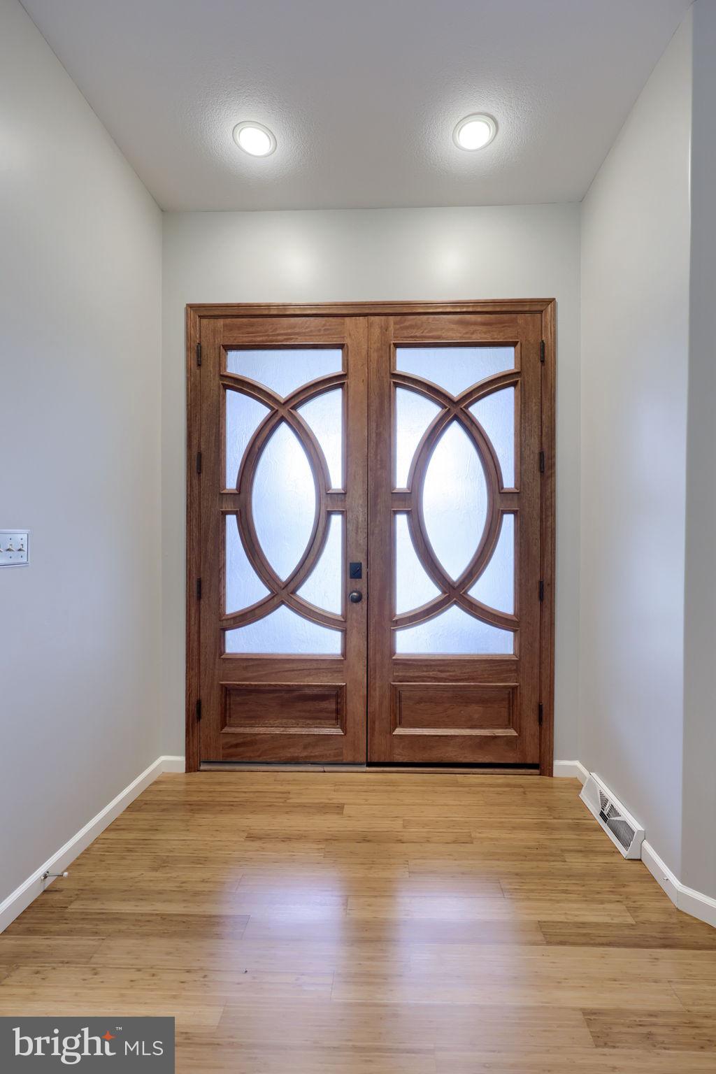 EAST MANCHESTER TWP. - Residential