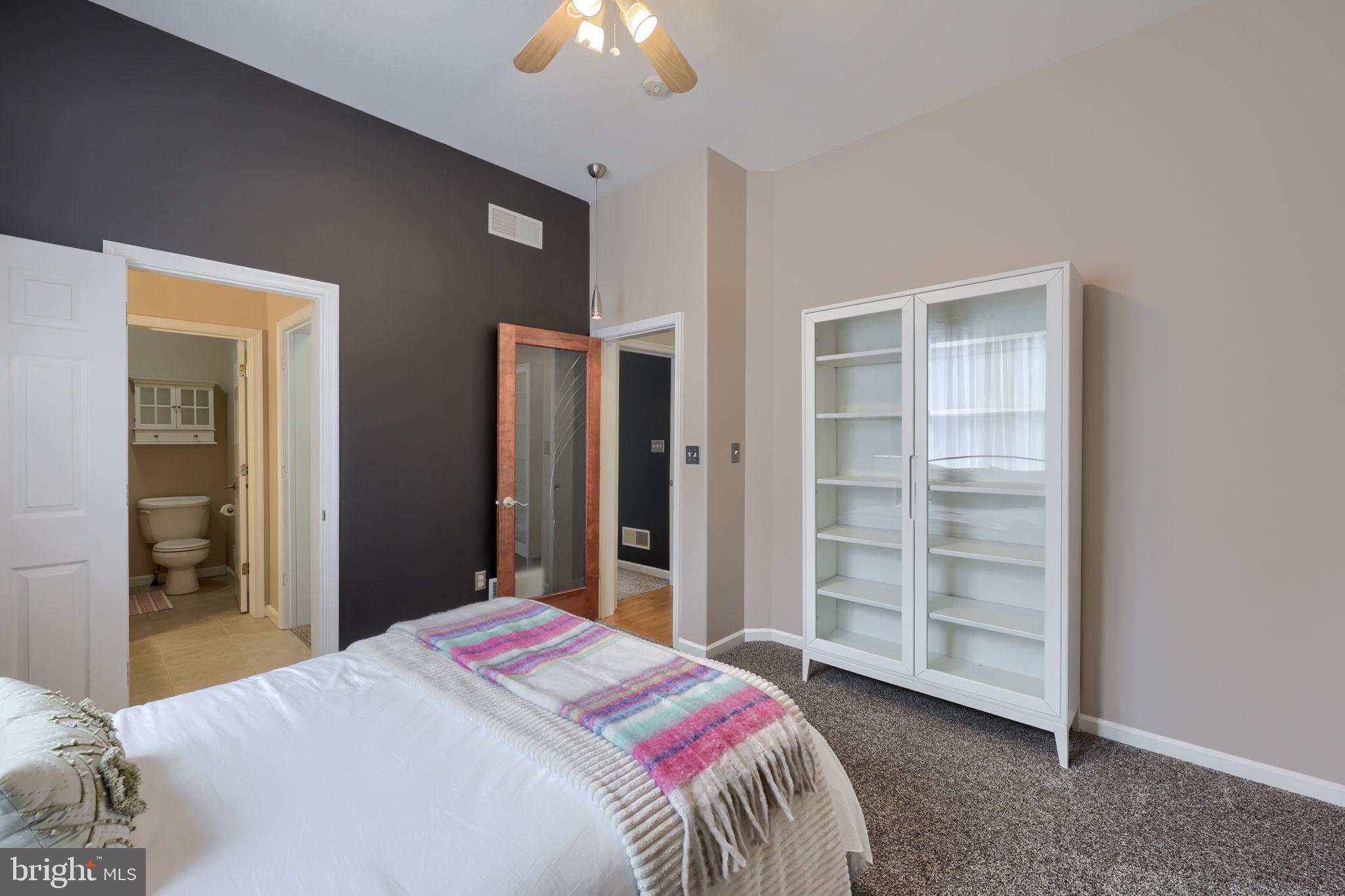 EAST MANCHESTER TWP. - Residential