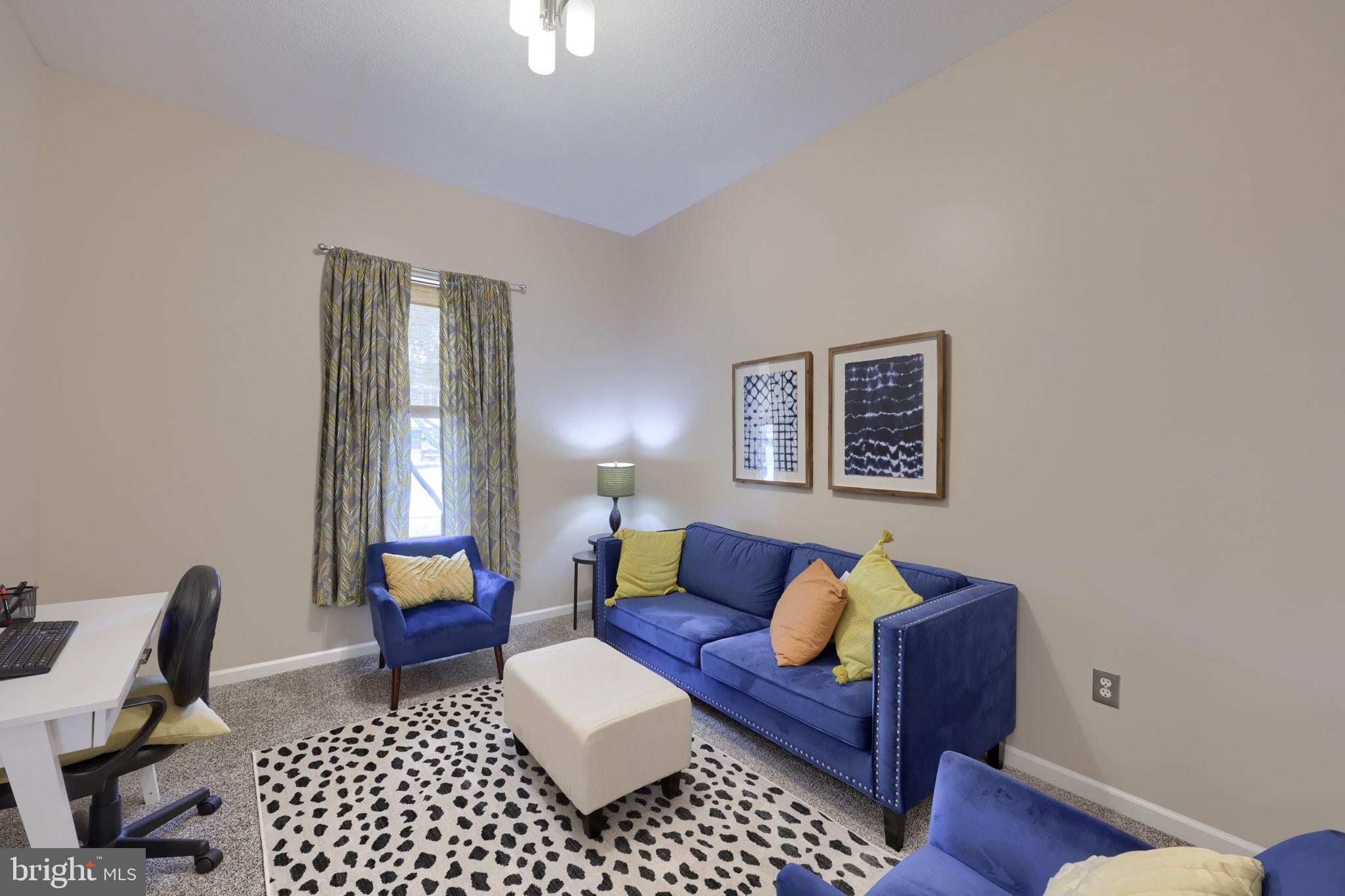 EAST MANCHESTER TWP. - Residential