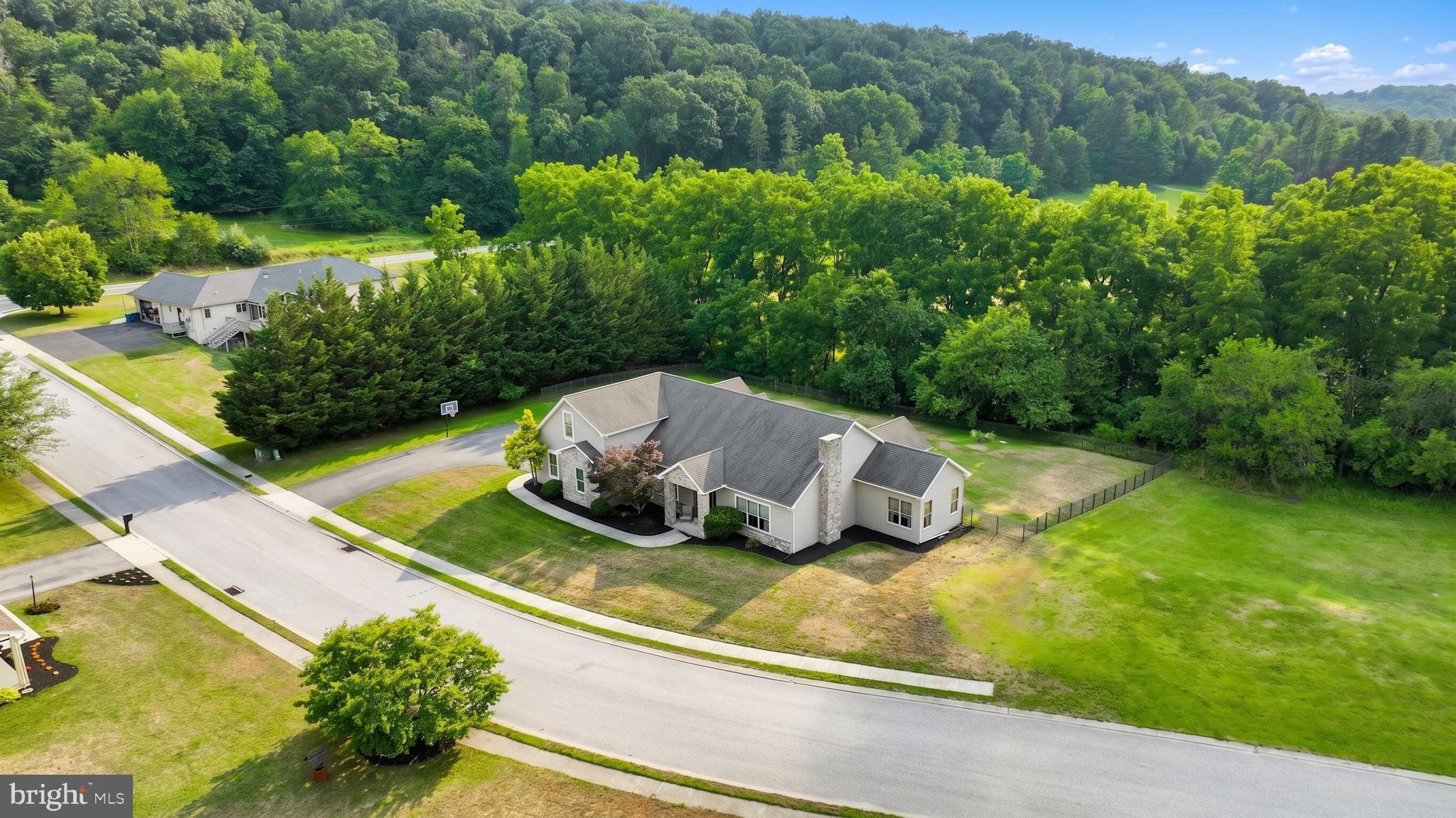 EAST MANCHESTER TWP. - Residential