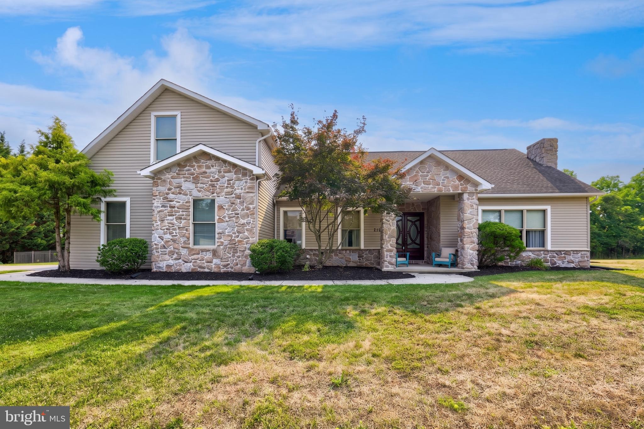 EAST MANCHESTER TWP. - Residential
